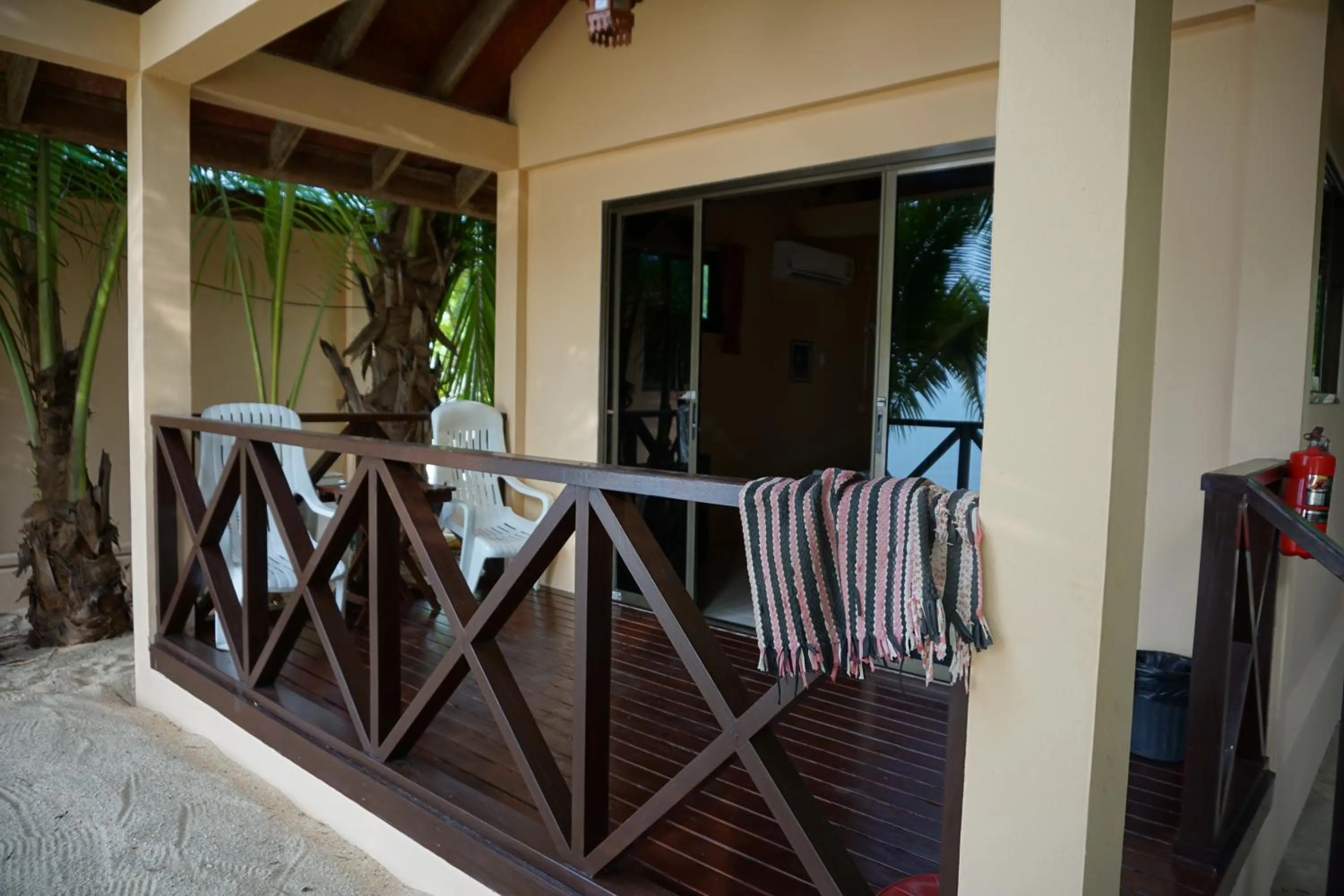 Balcony/Terrace in Moonhut Bungalows