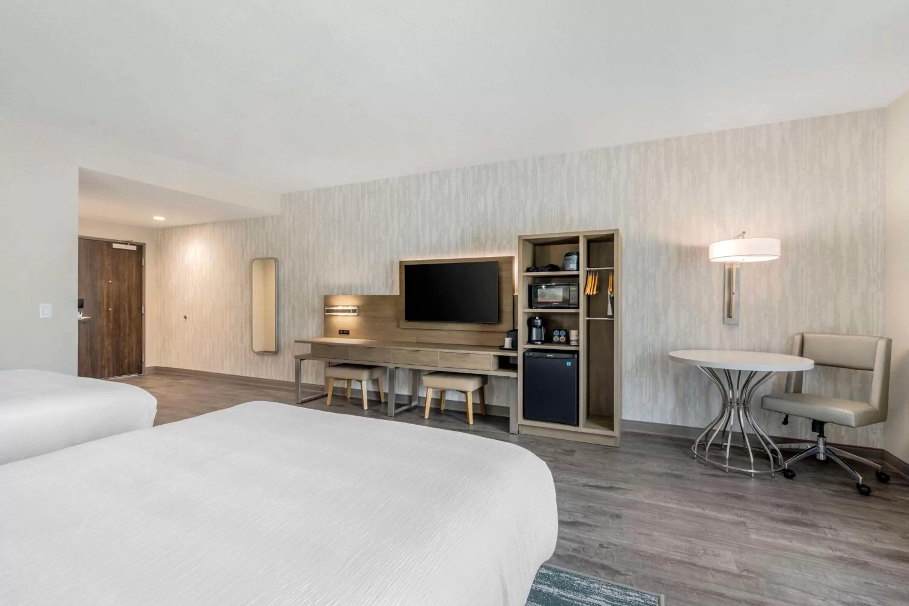 Bedroom, Bed in Best Western Plus Winter Haven Inn & Suites