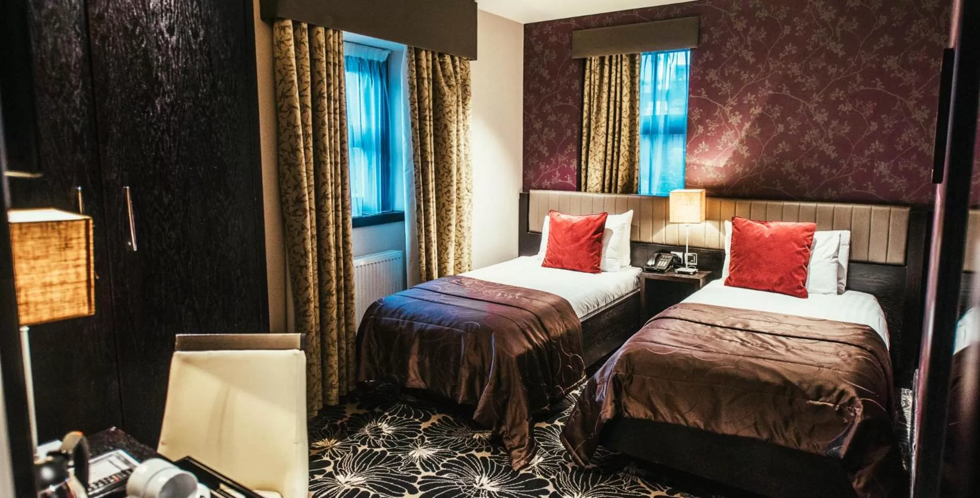 Bed in The Torrance Hotel