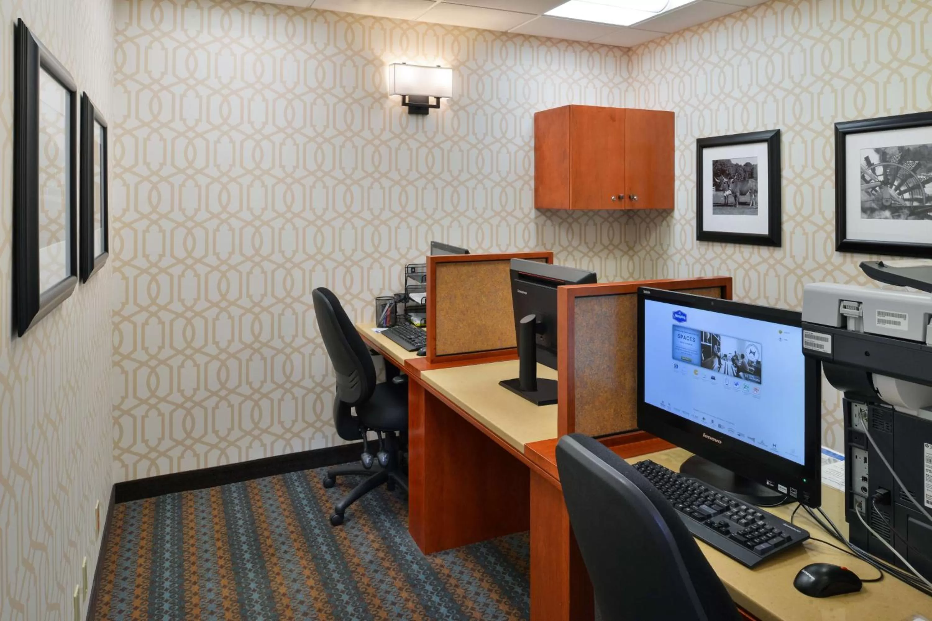 Business facilities in Hampton Inn & Suites by Hilton Calgary University NW