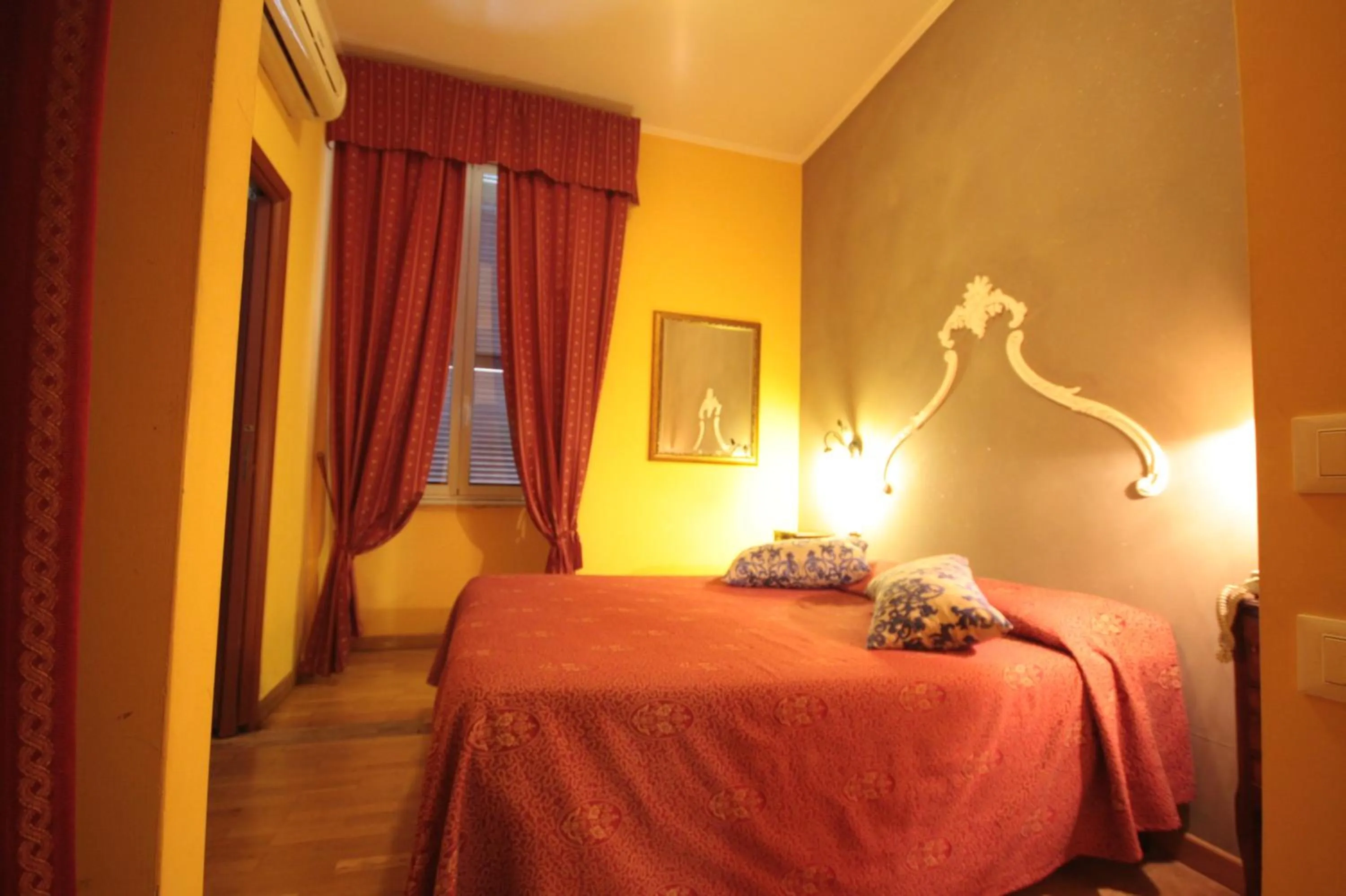 Bed in Hotel Termini