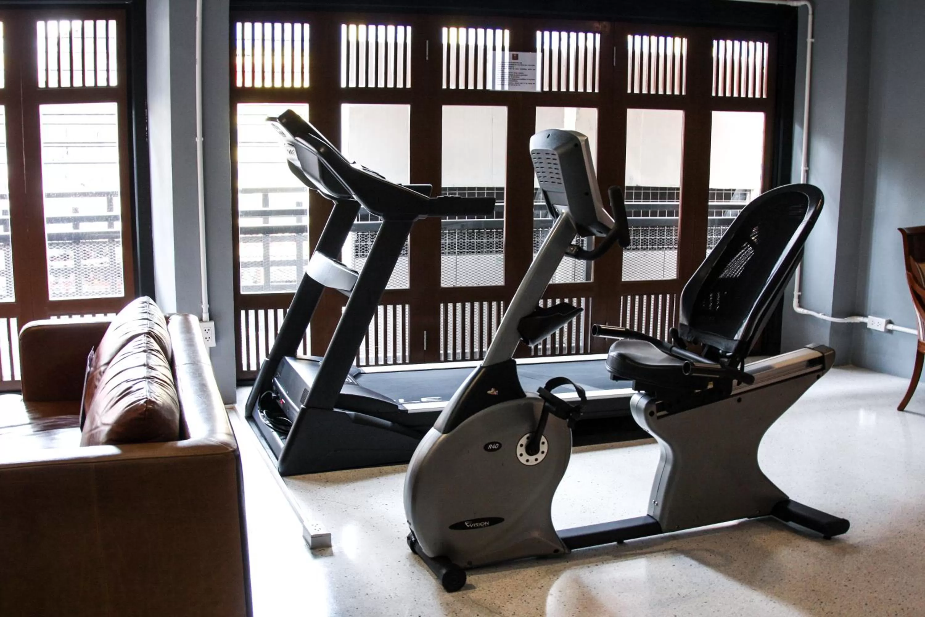 Area and facilities in W22 by Burasari