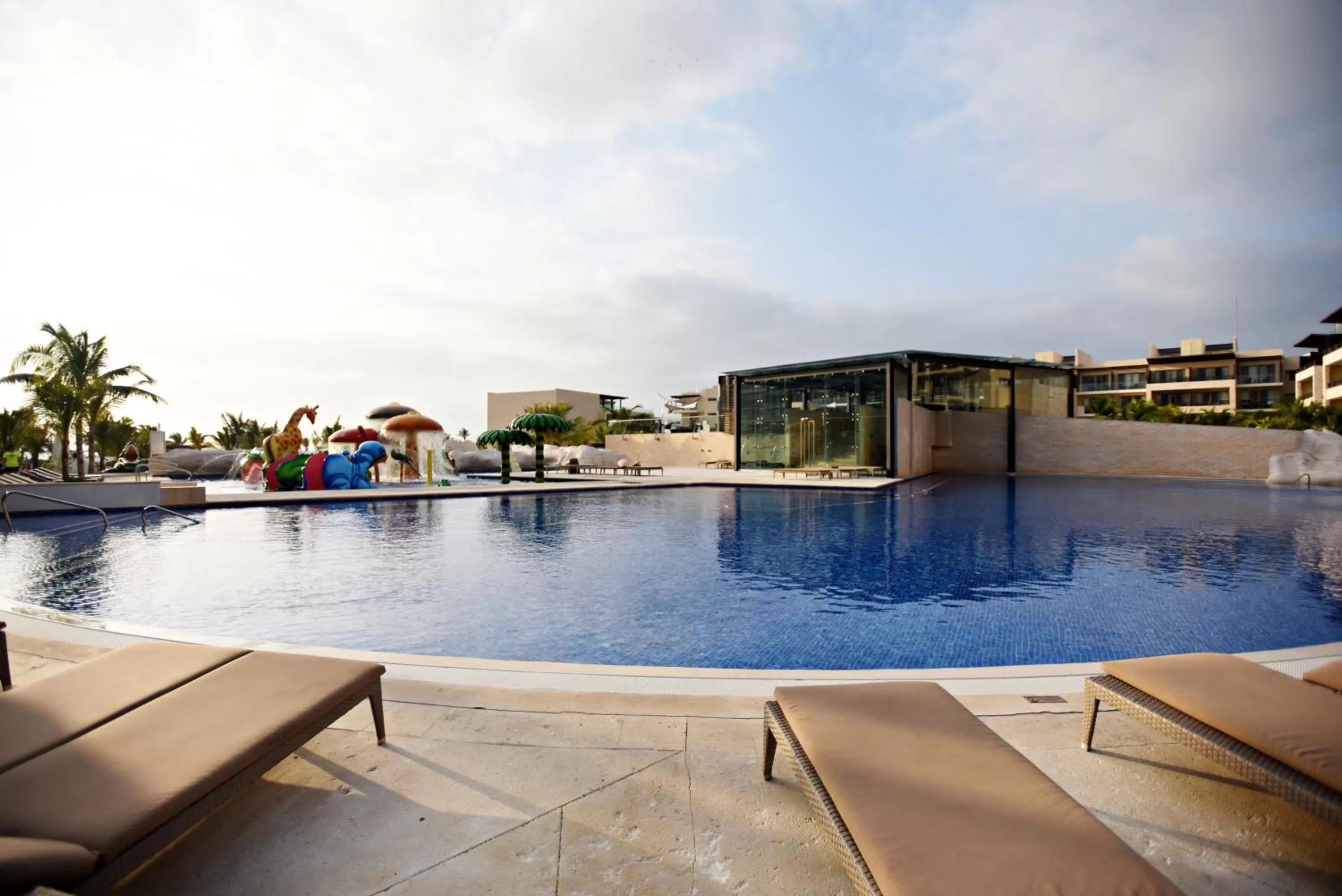Swimming pool in Royalton Riviera Cancun, An Autograph Collection All-Inclusive Resort & Casino