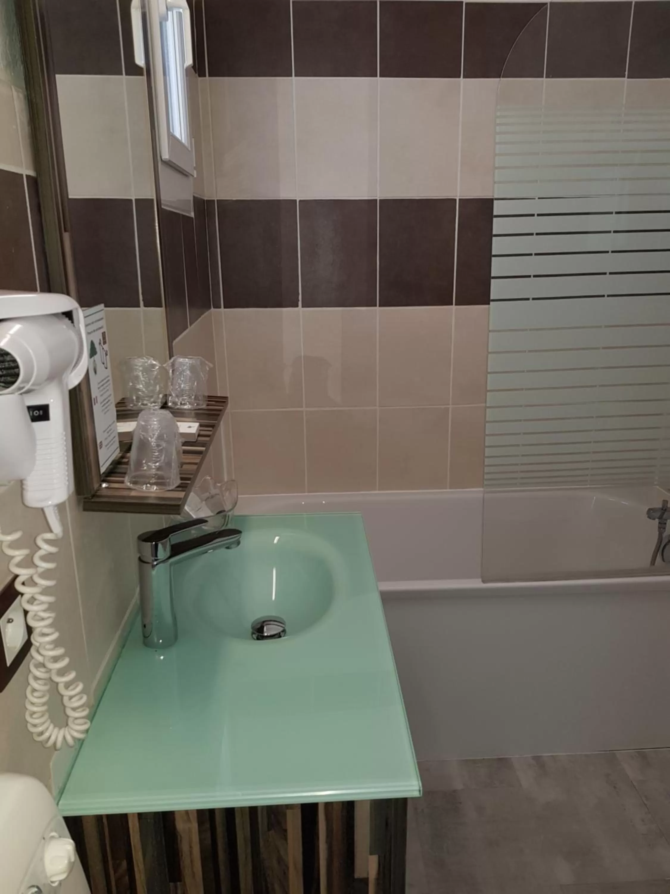 Bathroom in Hôtel Port Beach