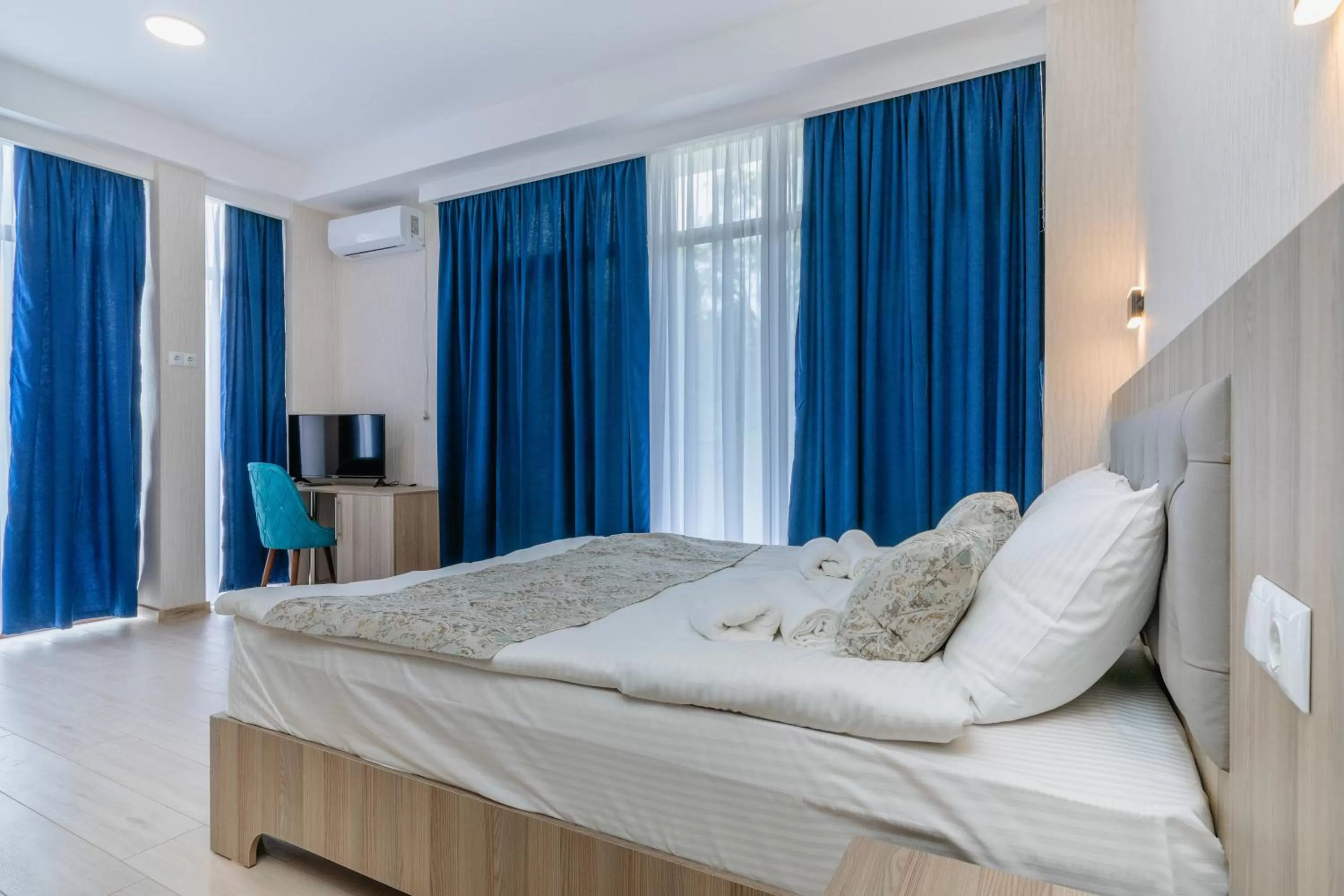 Bed in Vita Gardenia Hotel Tskaltubo