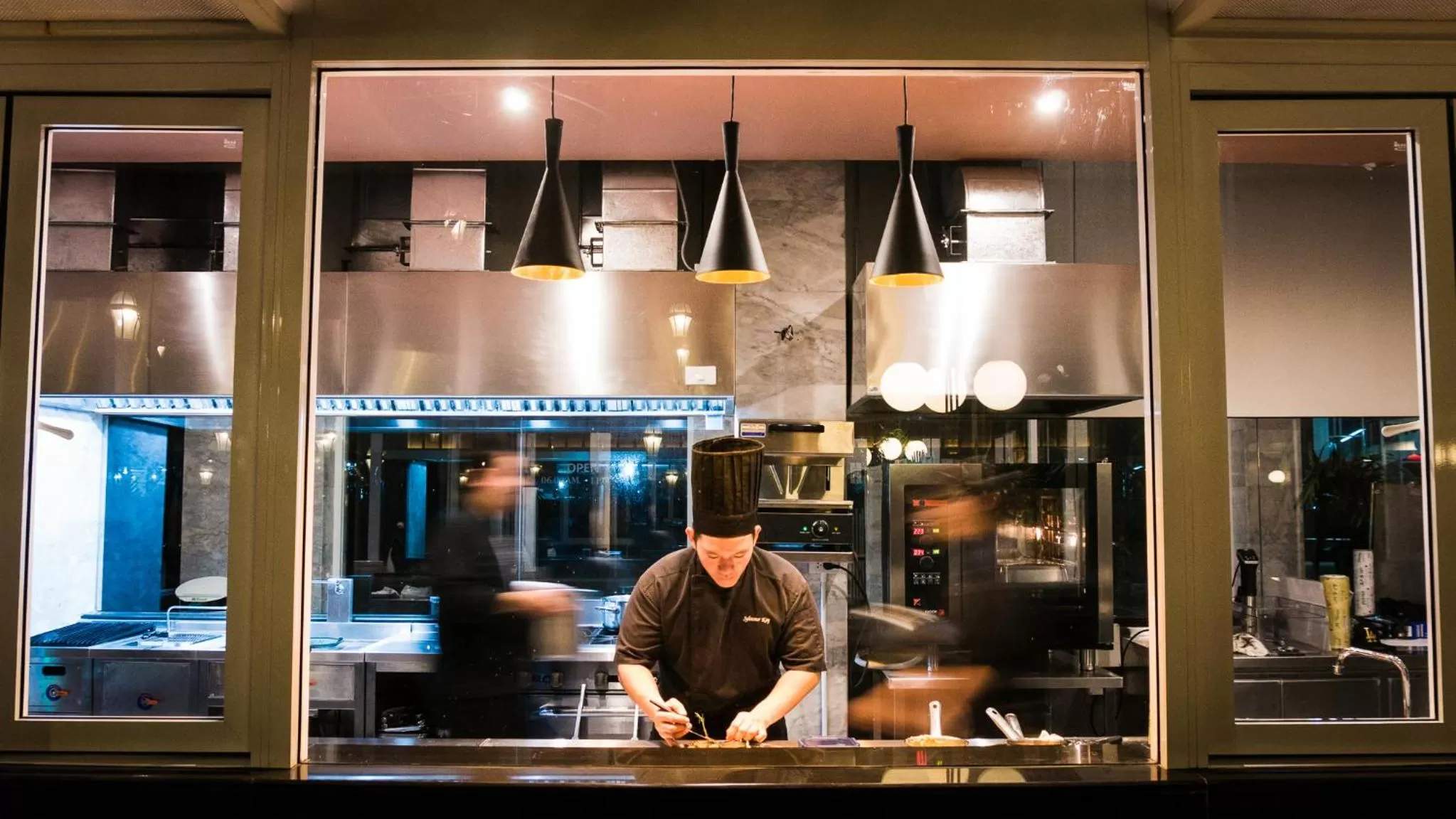 Restaurant/places to eat in Trang Hotel Bangkok - SHA Plus