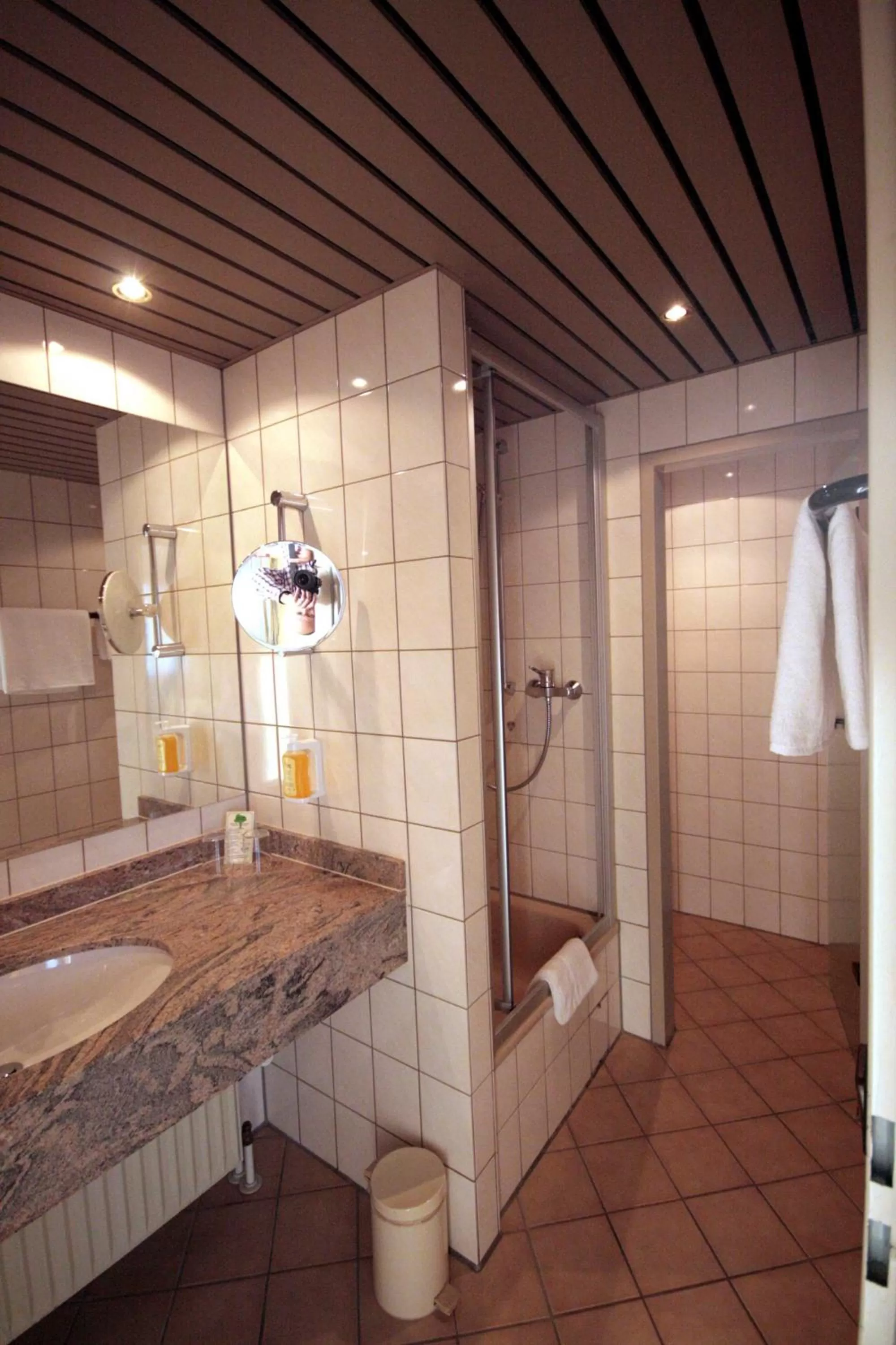 Bathroom in Montana Hotel Mönchengladbach