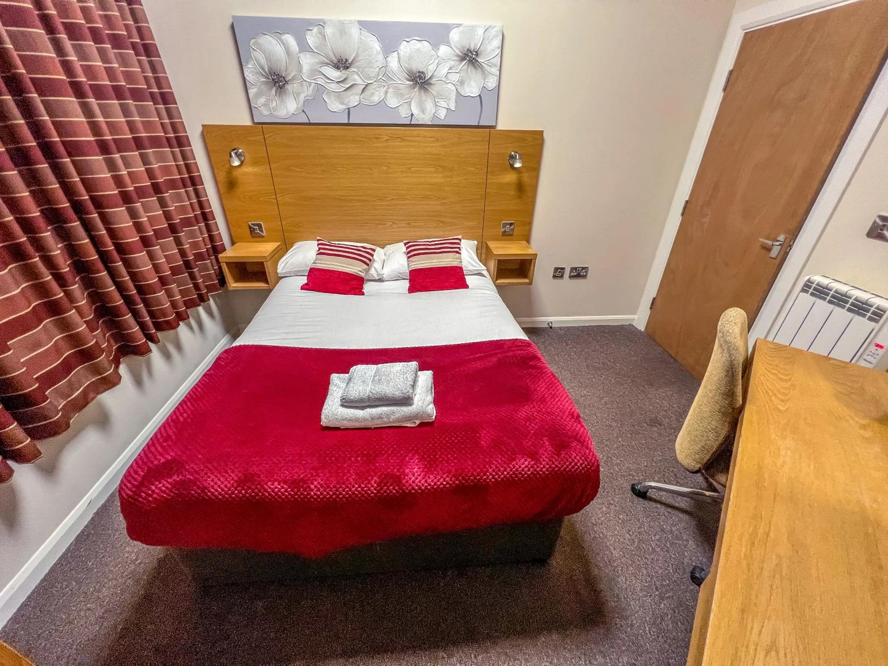 Bedroom in County Hall Apartment Hotel