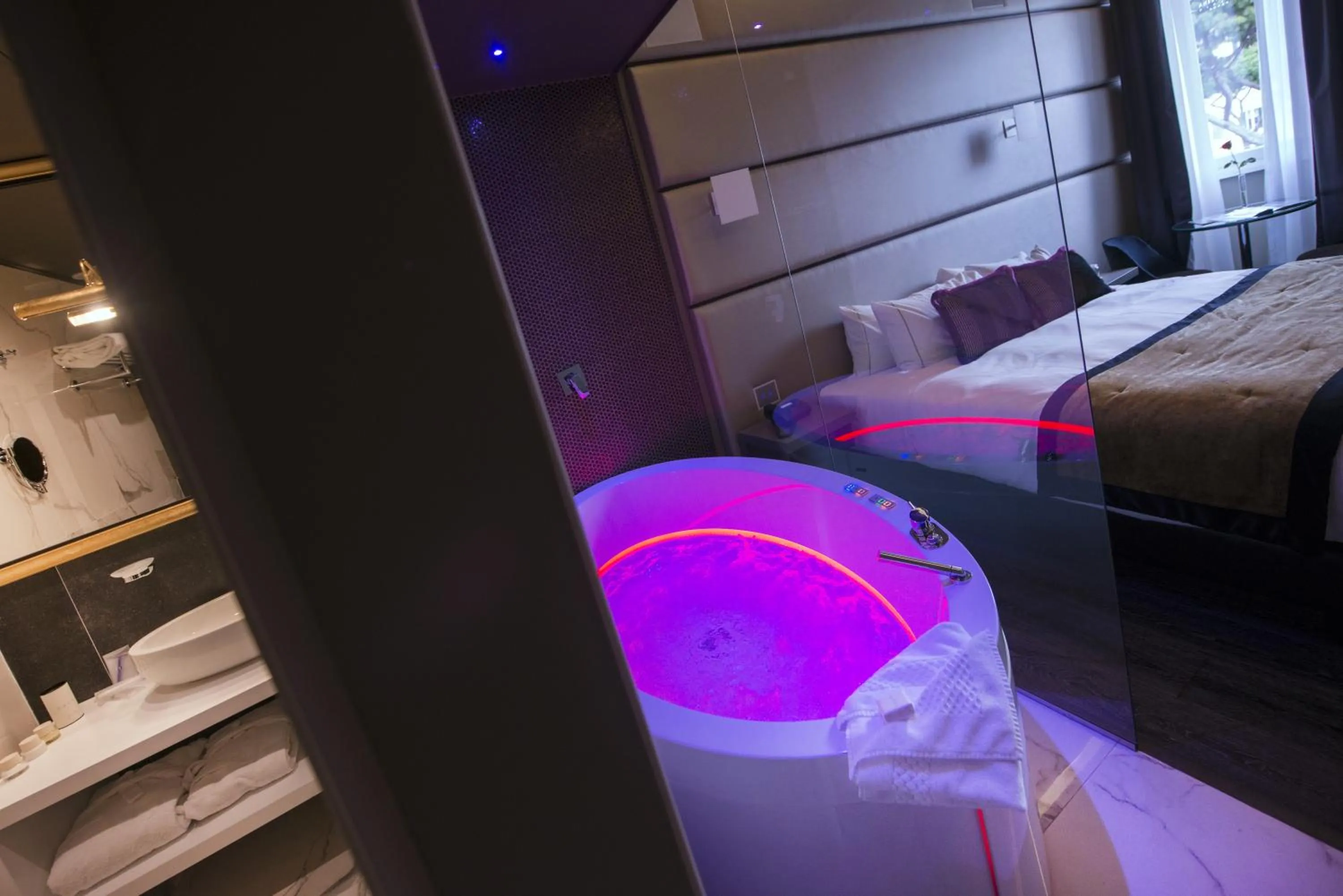 Bed in Torre Argentina Relais - Residenze di Charme