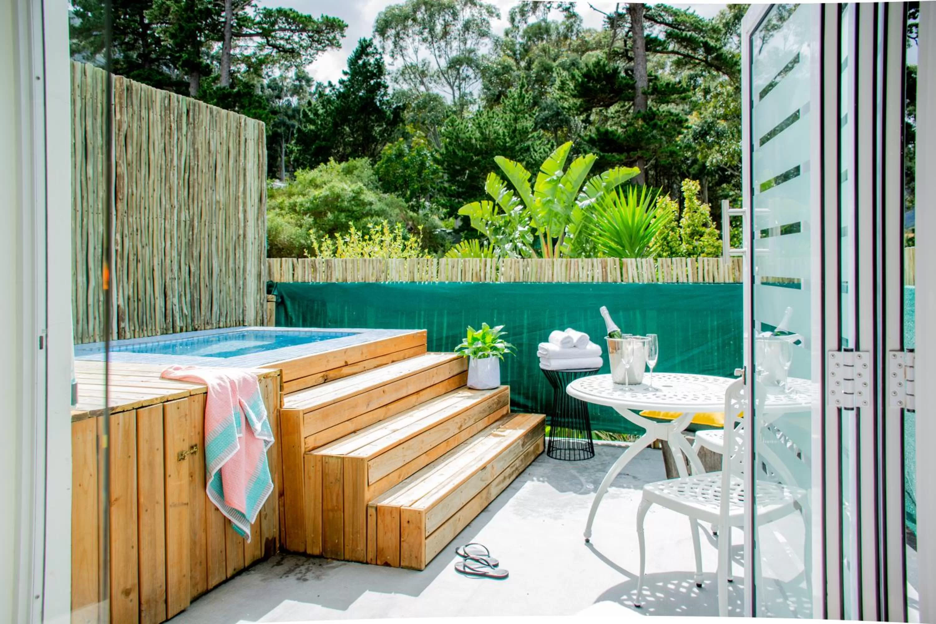 Patio in Vida Nova Retreat