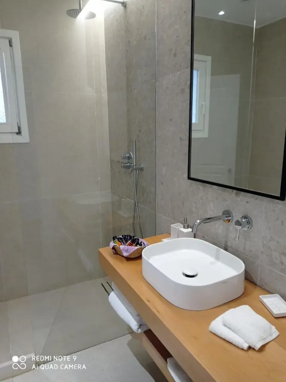 Economy Double or Twin Room in Deliades Hotel Economy Double or Twin Room in Deliades Hotel