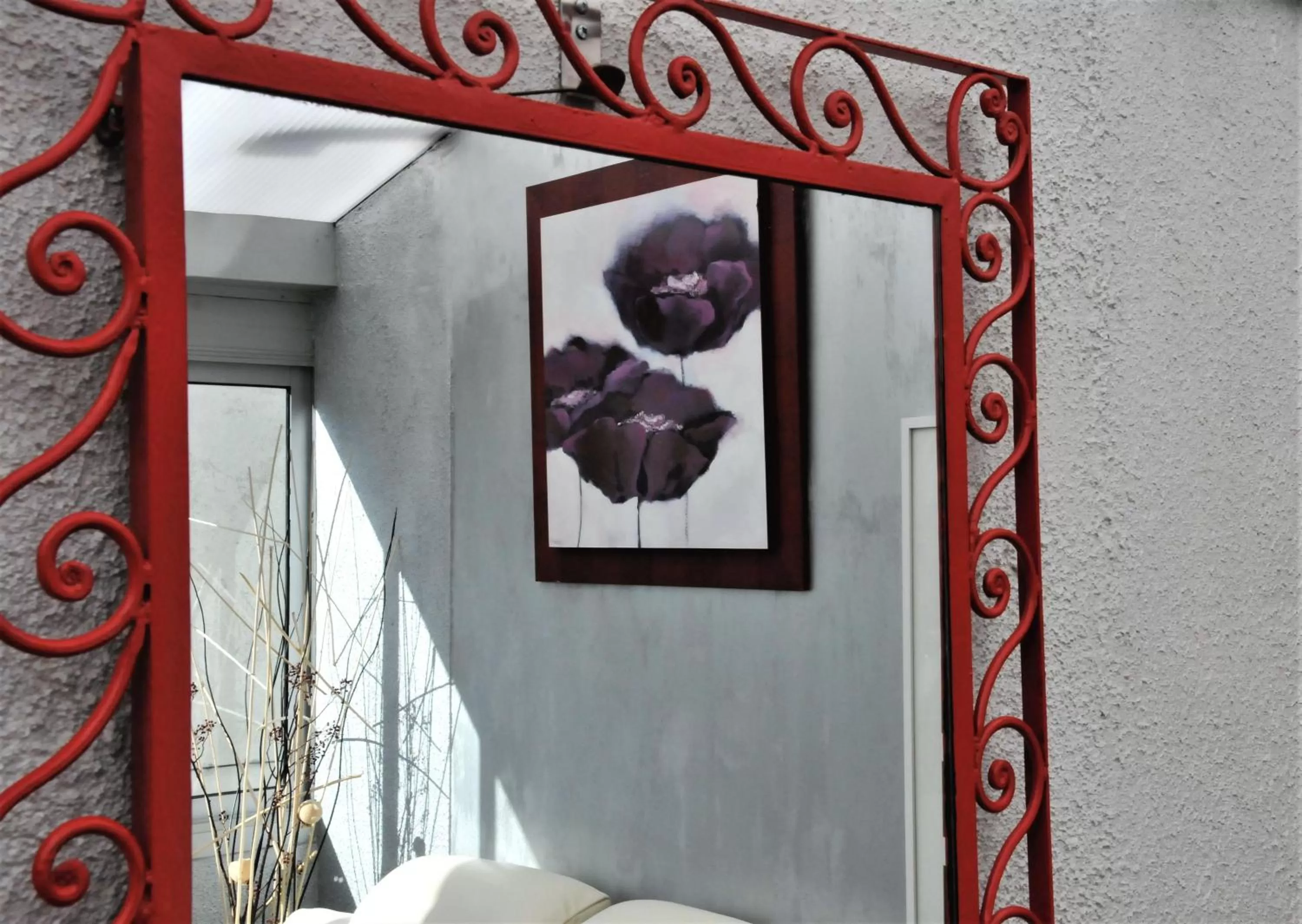 Patio in Hôtel Saint Jean