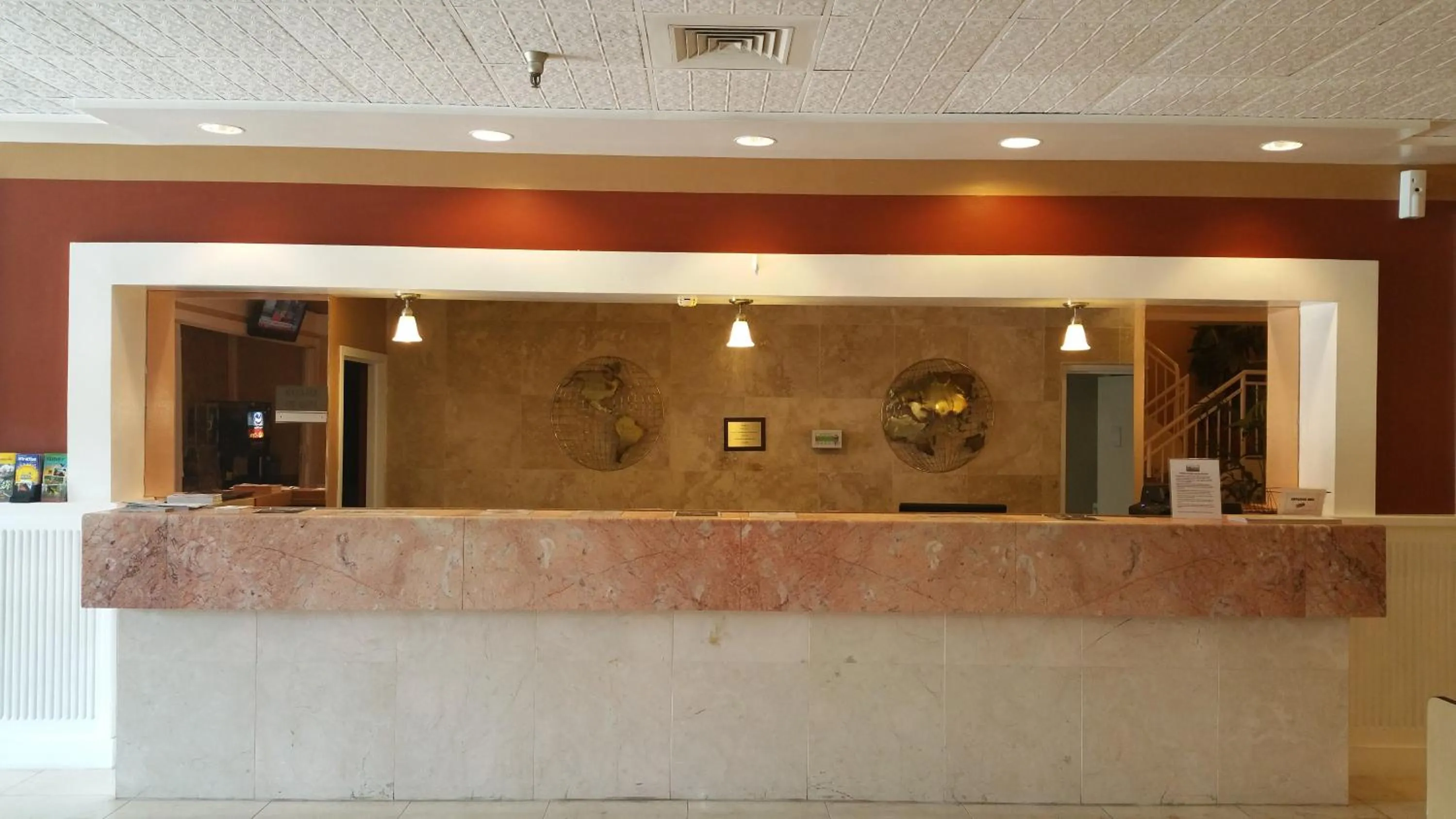 Lobby or reception in Imperial Swan Hotel and Suites Lakeland