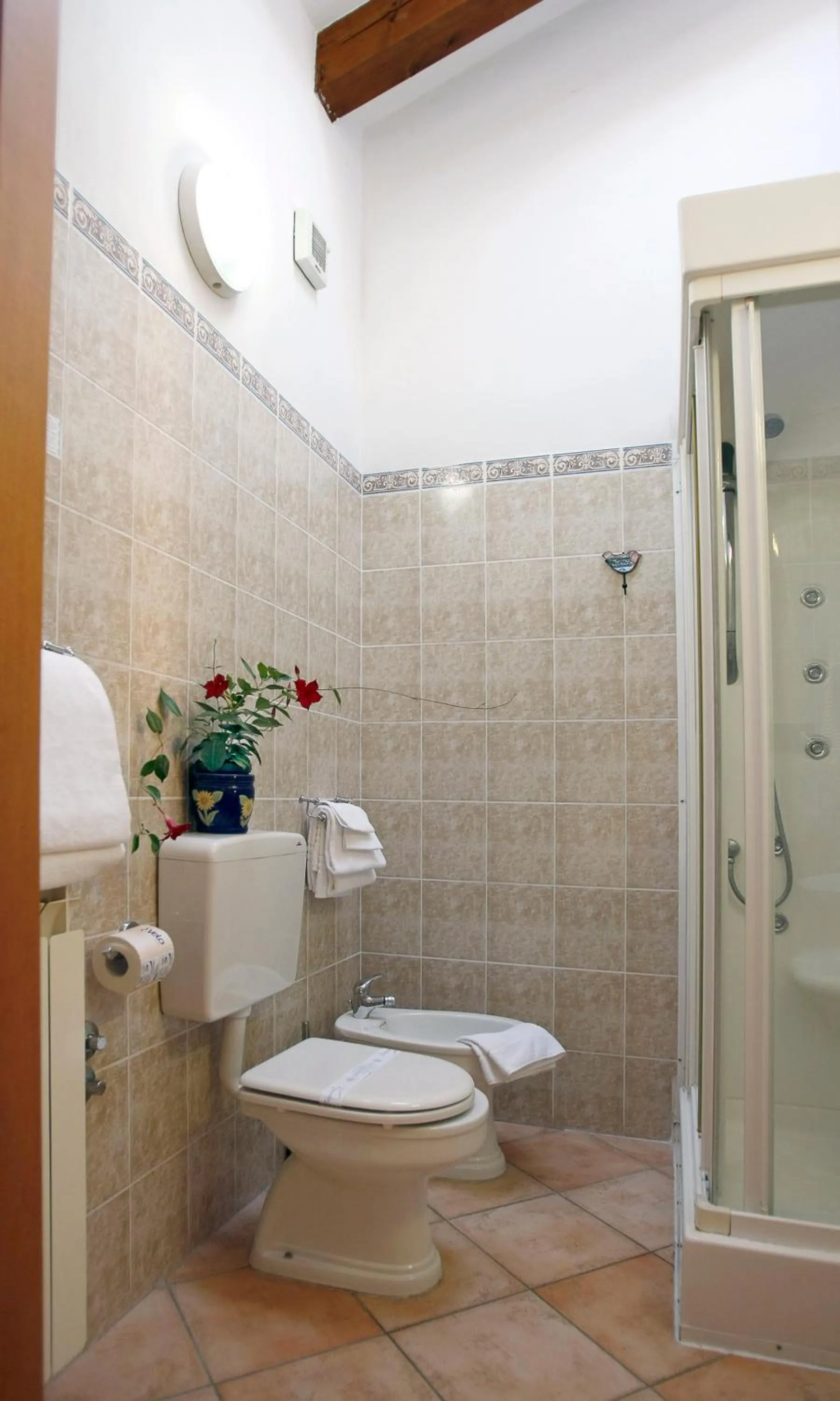 Bathroom in Albergo Al Viale