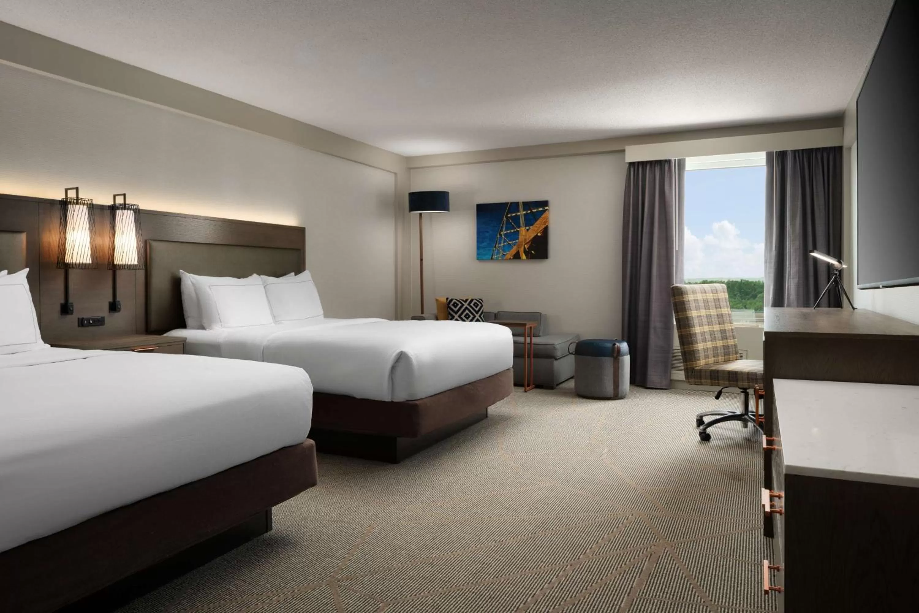 Bedroom, Bed in DoubleTree by Hilton Pittsburgh Airport