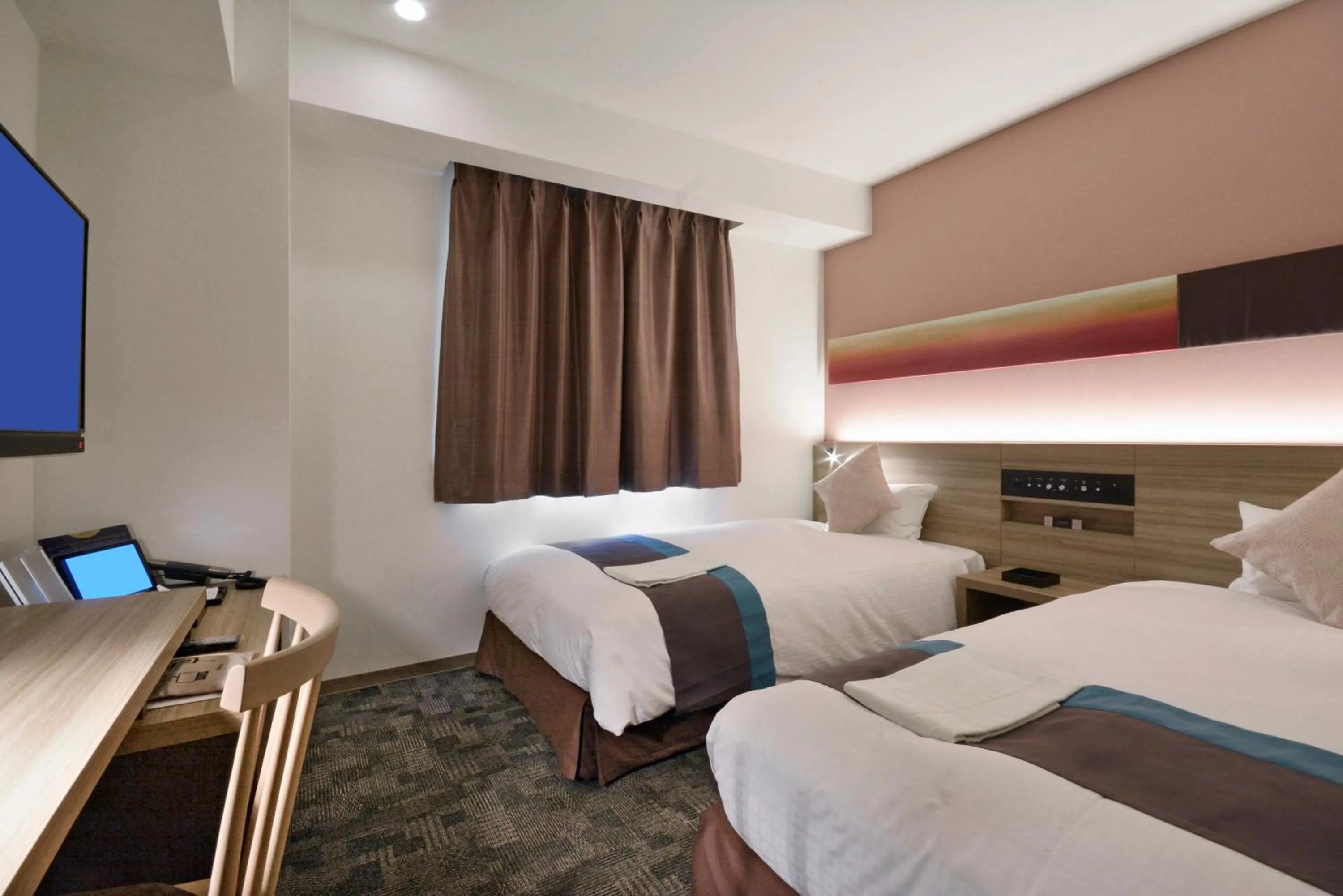 Photo of the whole room, Bed in Rembrandt Style Tokyo Nishikasai Grande