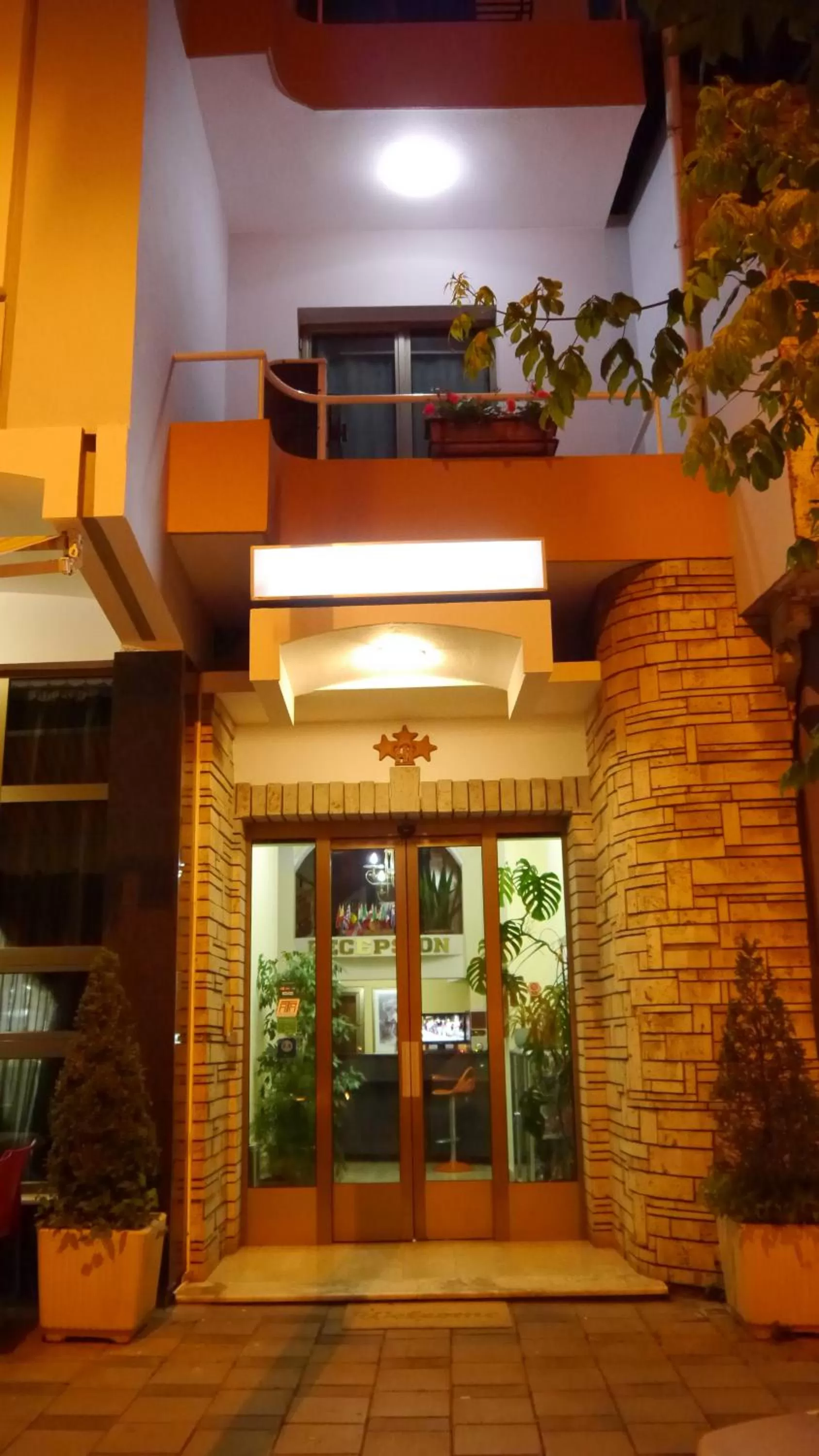 Facade/entrance in Kruja Hotel