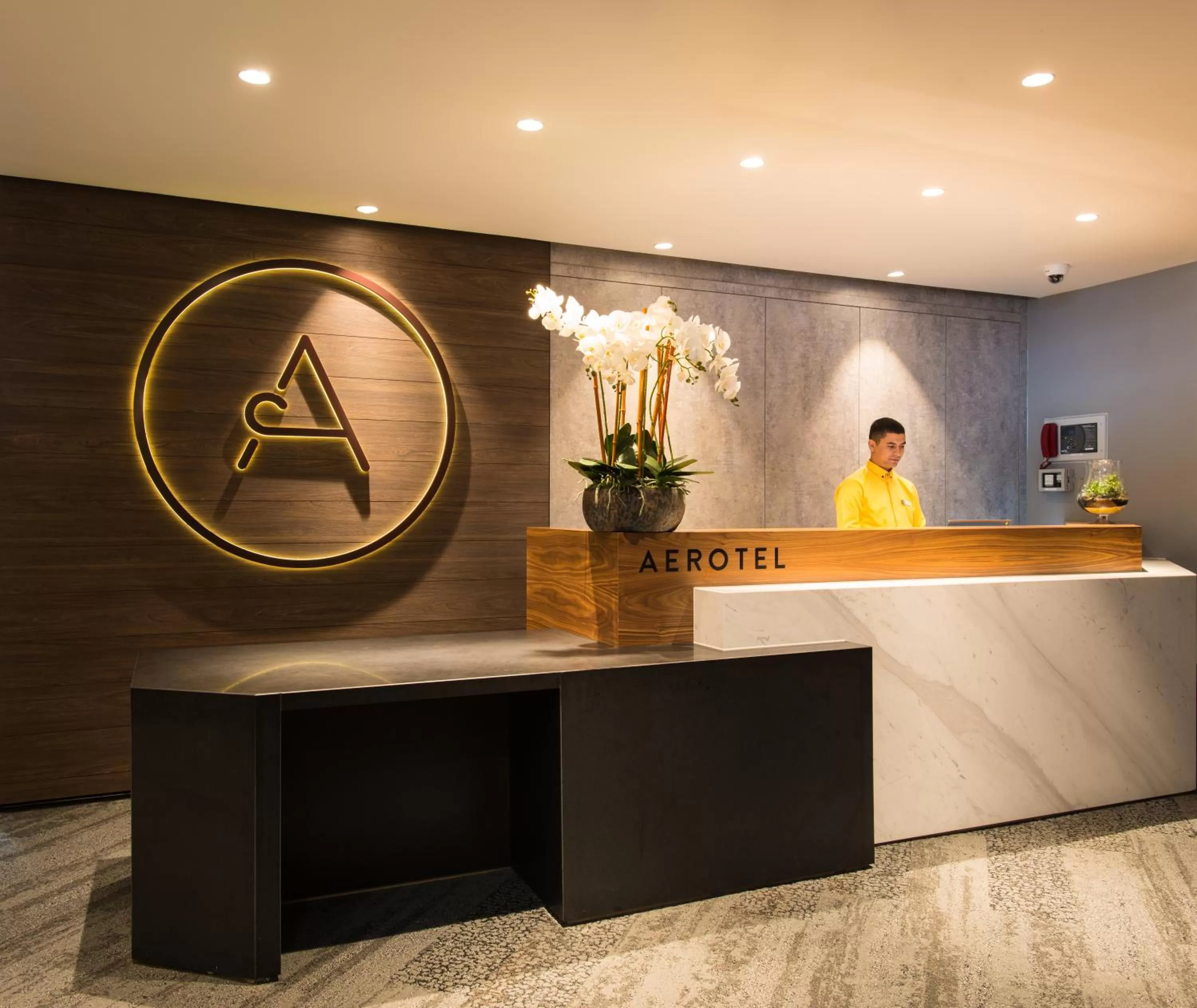 Lobby or reception in Aerotel London Heathrow Airport, Terminal 2 & Terminal 3