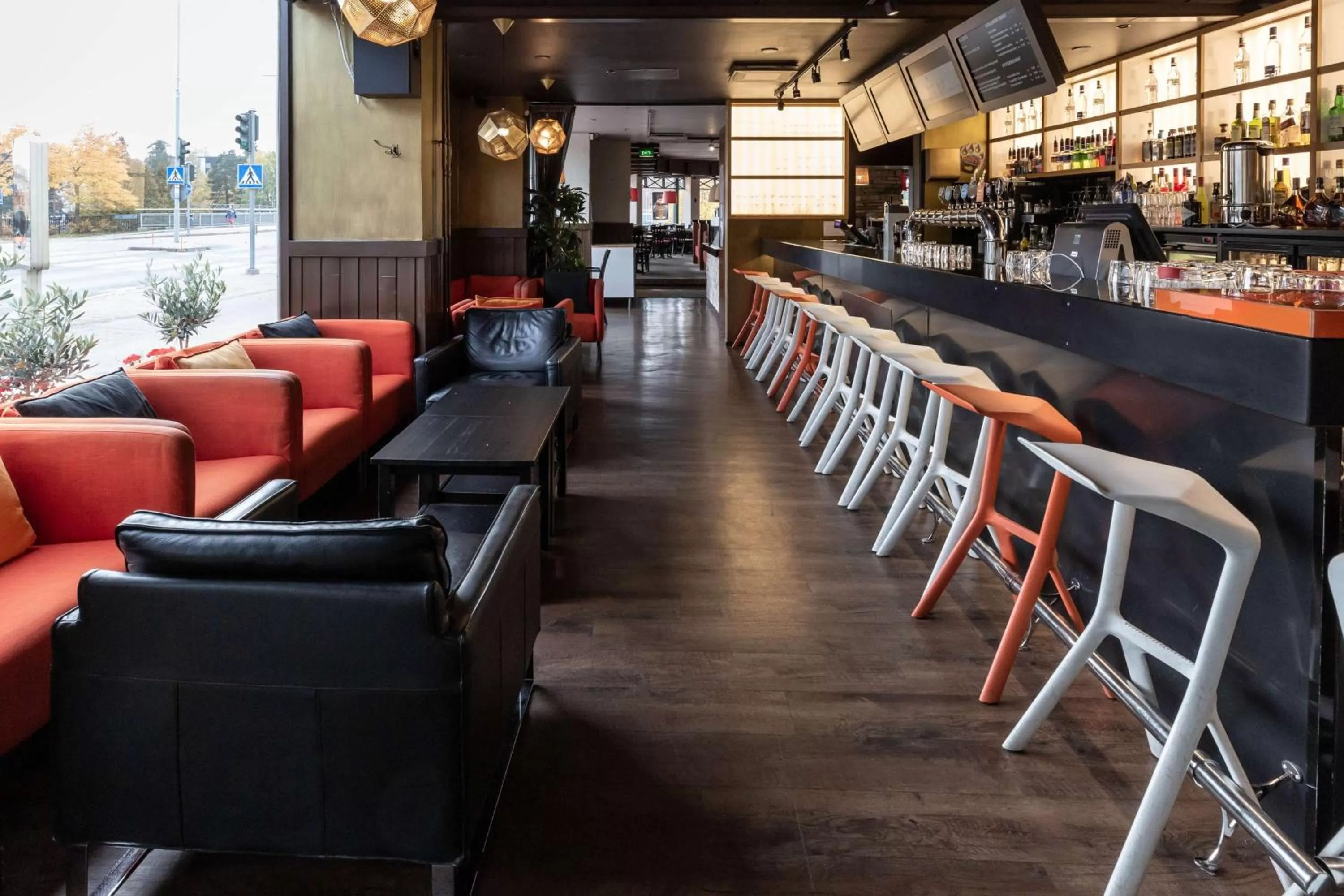 Lounge or bar in Scandic Hyvinkää