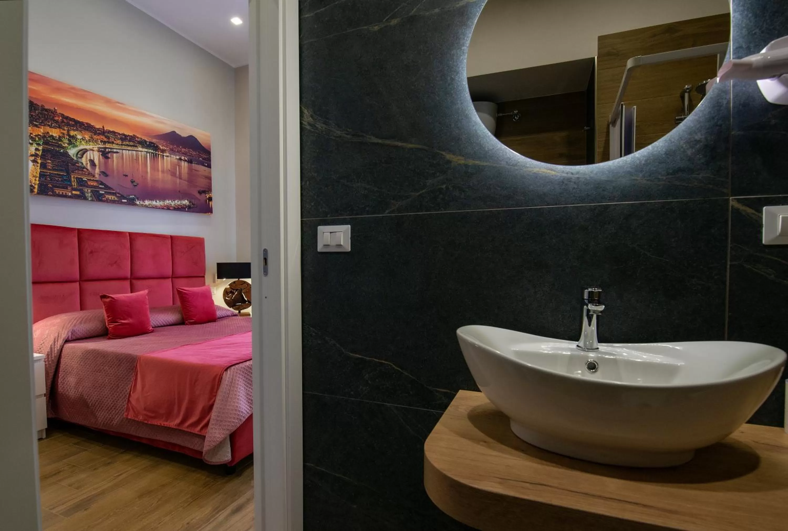 Bed, Bathroom in VIVI A NAPOLI