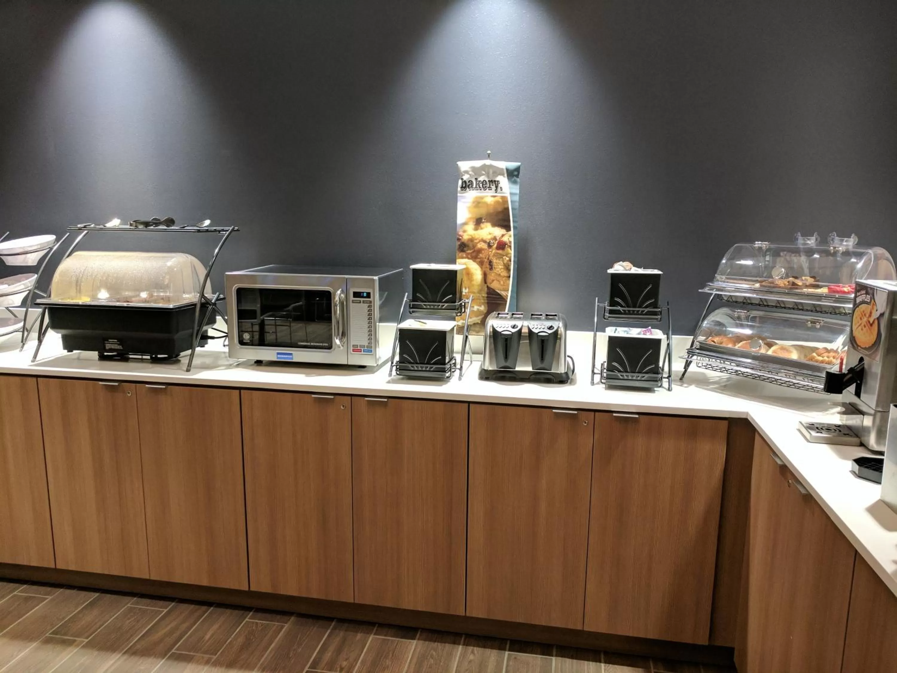 American breakfast in Microtel Inn & Suites by Wyndham Clarion