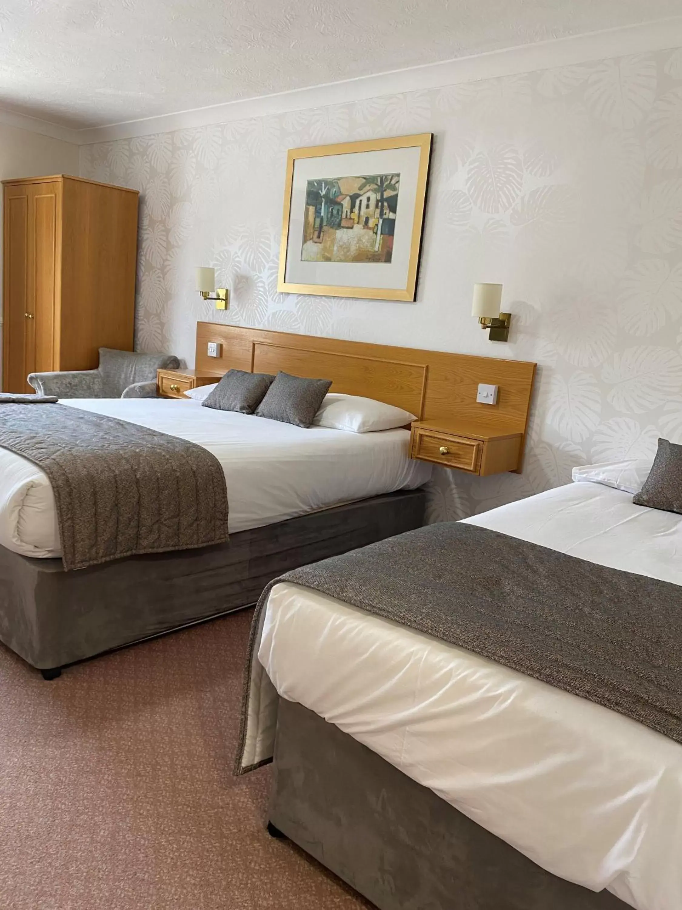 Superior Double Room in Alton House Hotel Superior Double Room in Alton House Hotel