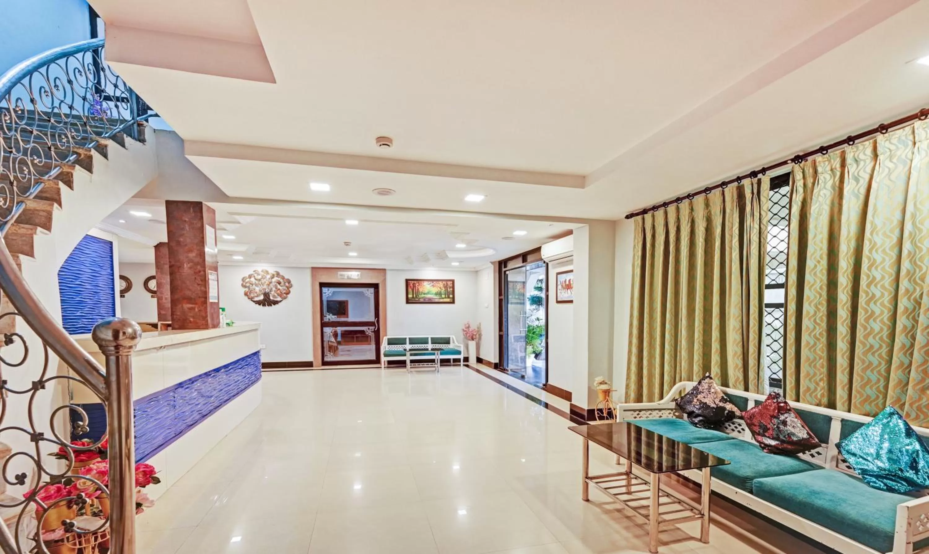 Living room in Treebo Sidhartha International Baliapanda