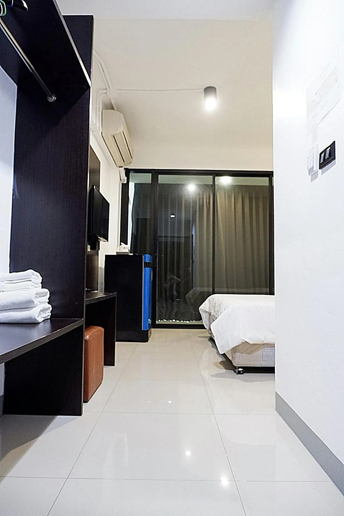 Photo of the whole room, Bed in Izen Budget Hotel & Residence