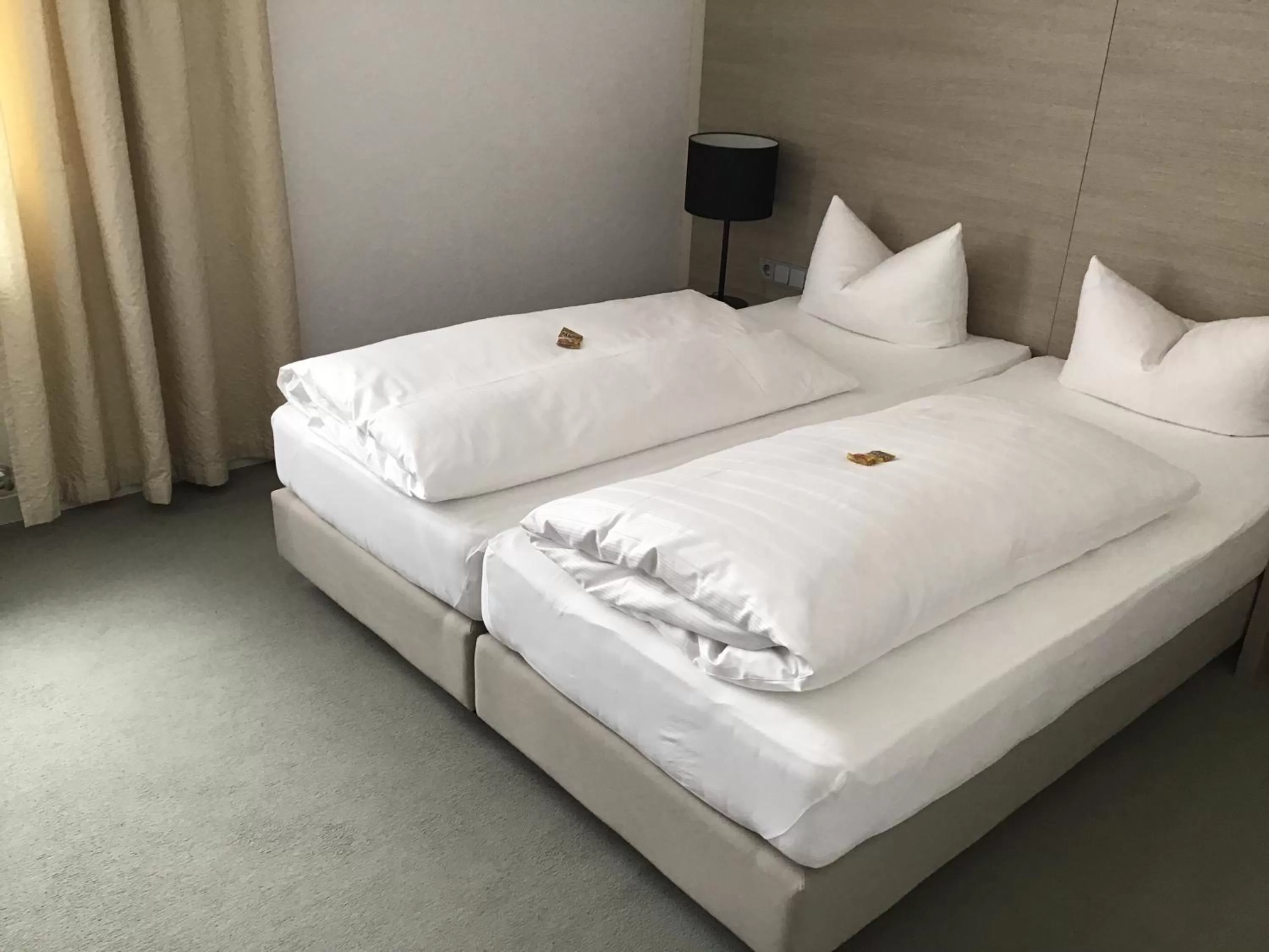 Photo of the whole room, Bed in Garni Hotel Schmaus