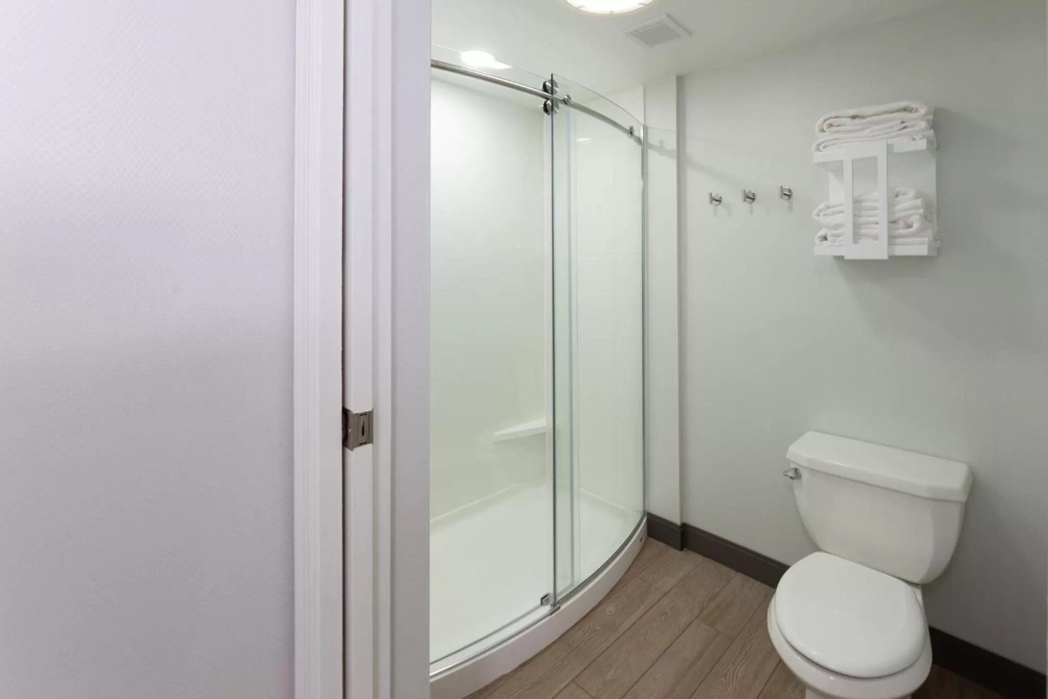 Bathroom in Hampton Inn Christiansburg/Blacksburg