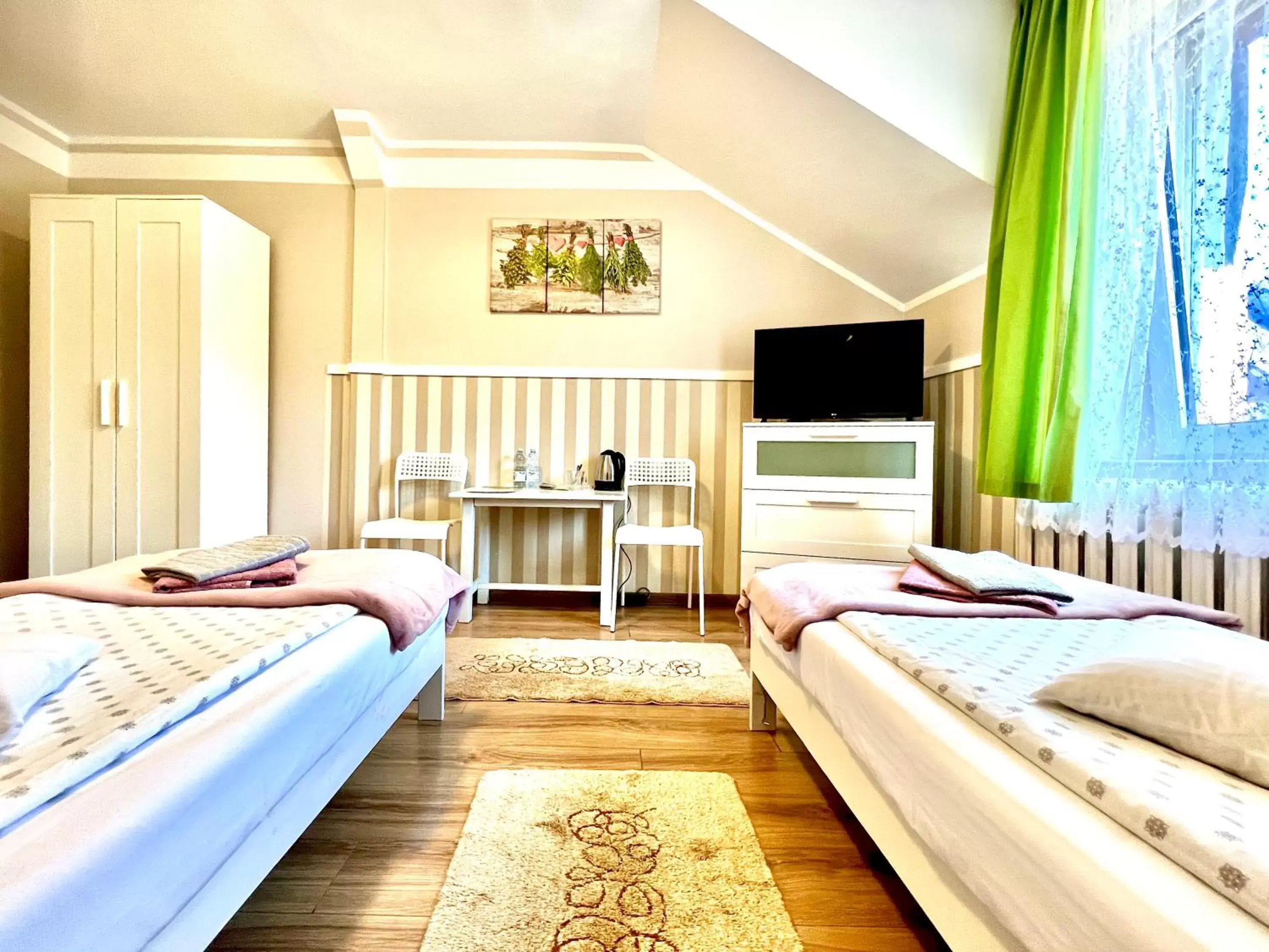 Twin Room with Bathroom in Ziołowa Dolina Twin Room with Bathroom in Ziołowa Dolina