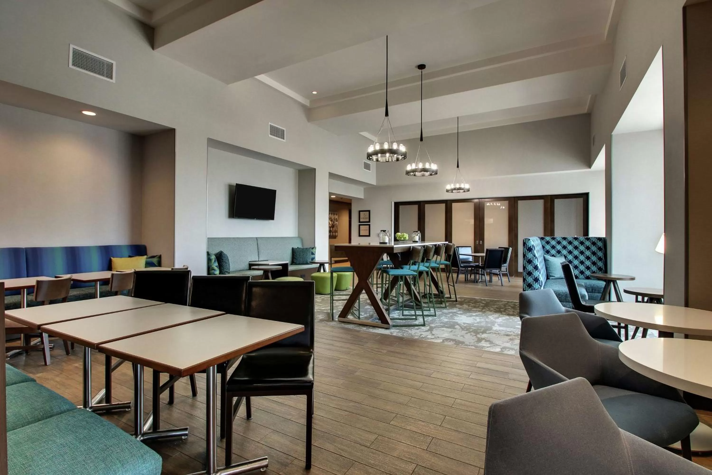 Lobby or reception in Hampton Inn & Suites By Hilton Southport