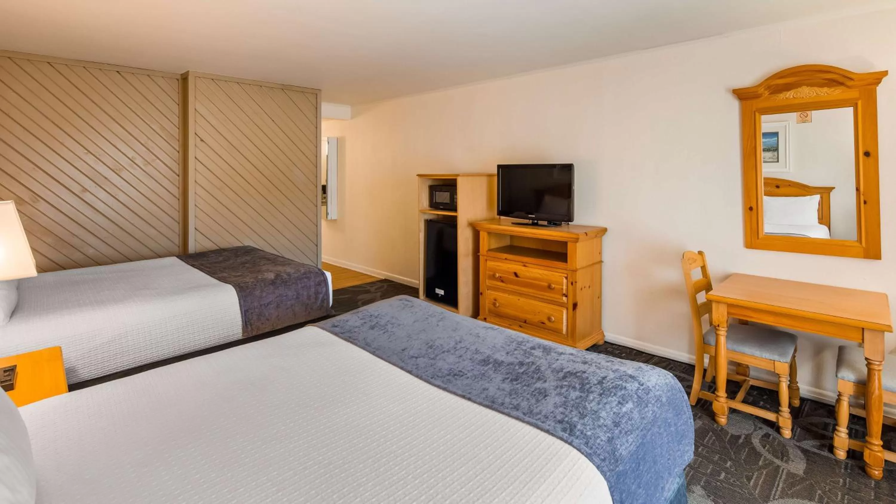 Bedroom in Best Western Chincoteague Island