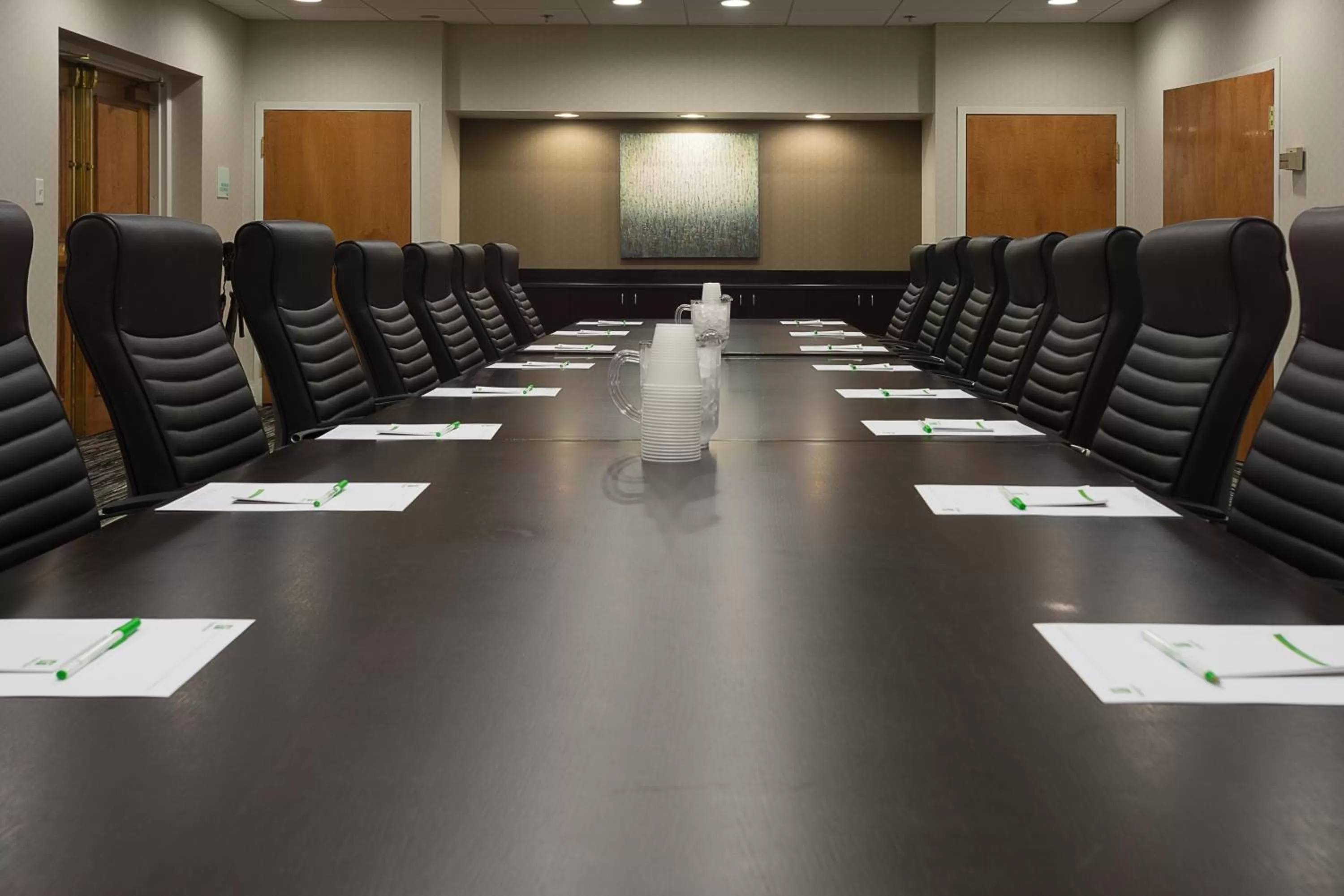 Meeting/conference room in Holiday Inn Harrisburg I-81 Hershey Area by IHG