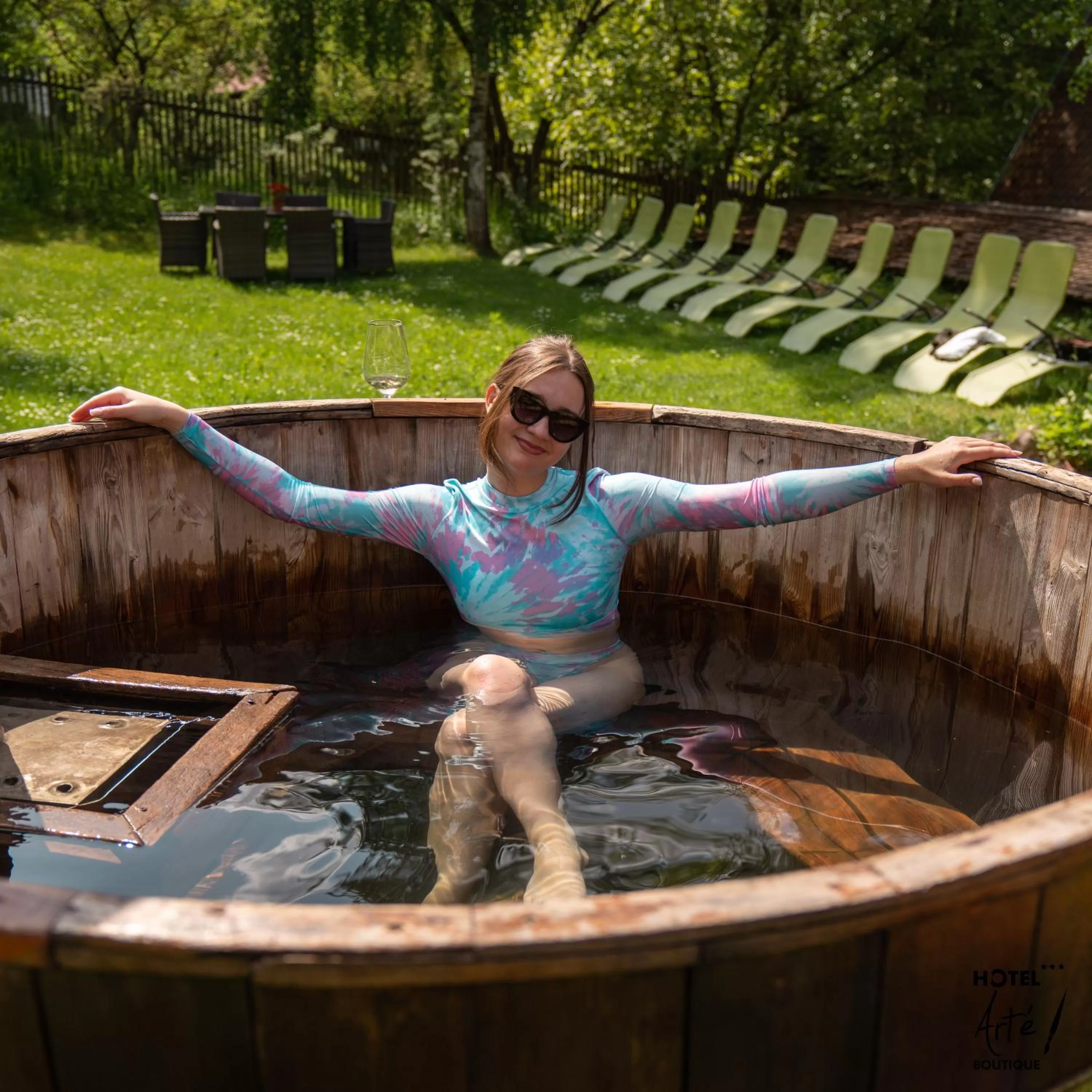 Open Air Bath, Swimming Pool in Art'e Boutique Hotel