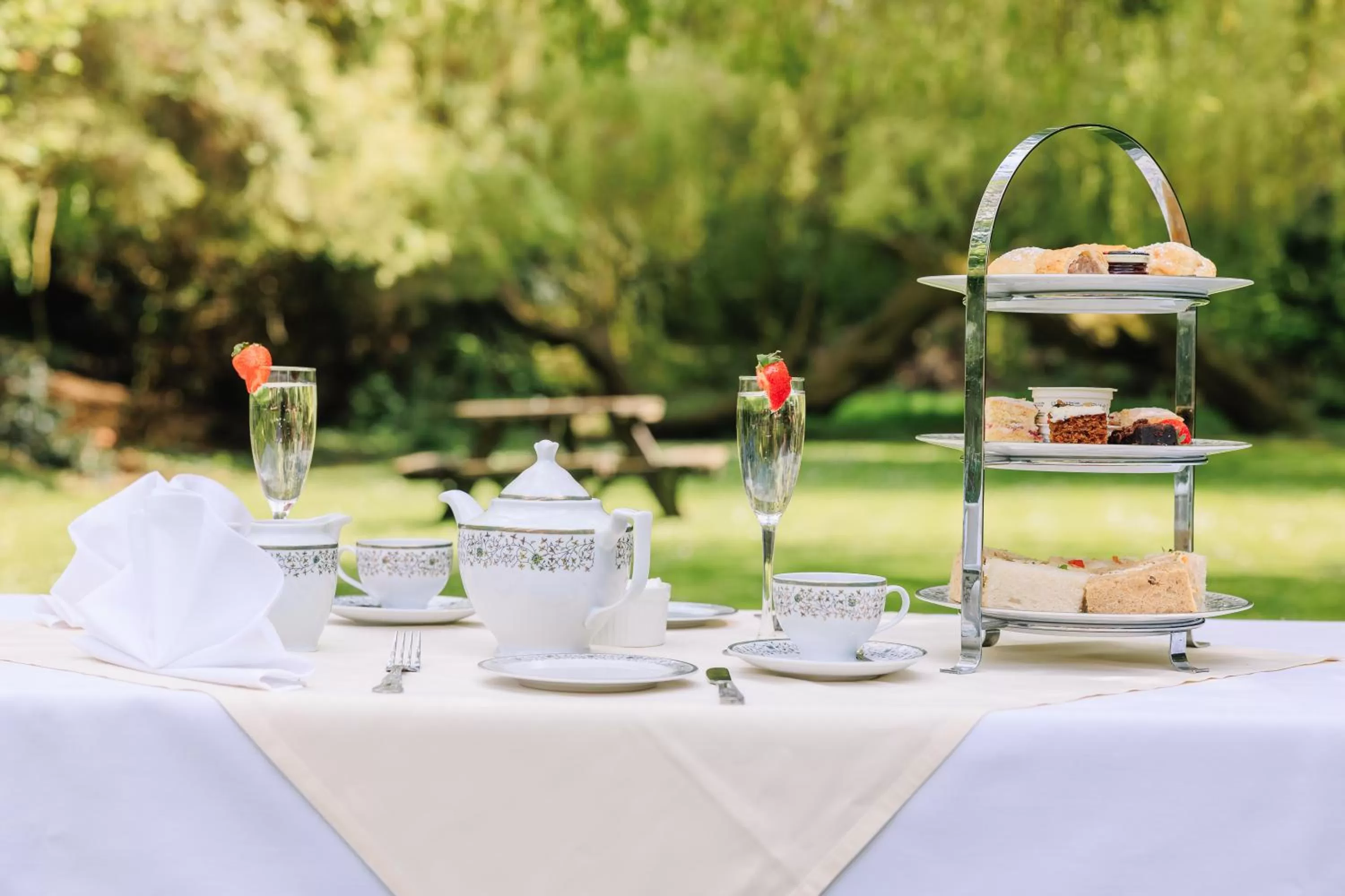 Food and drinks in Muthu Belstead Brook Hotel