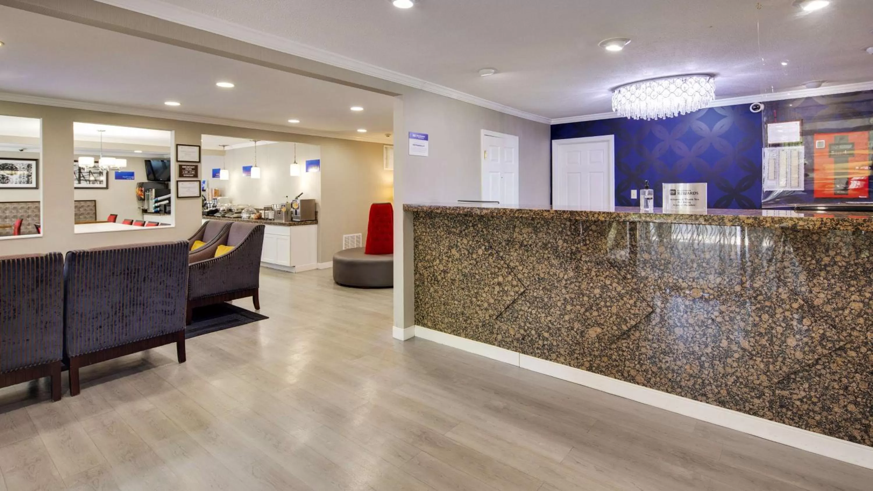 Lobby or reception in Best Western Clermont