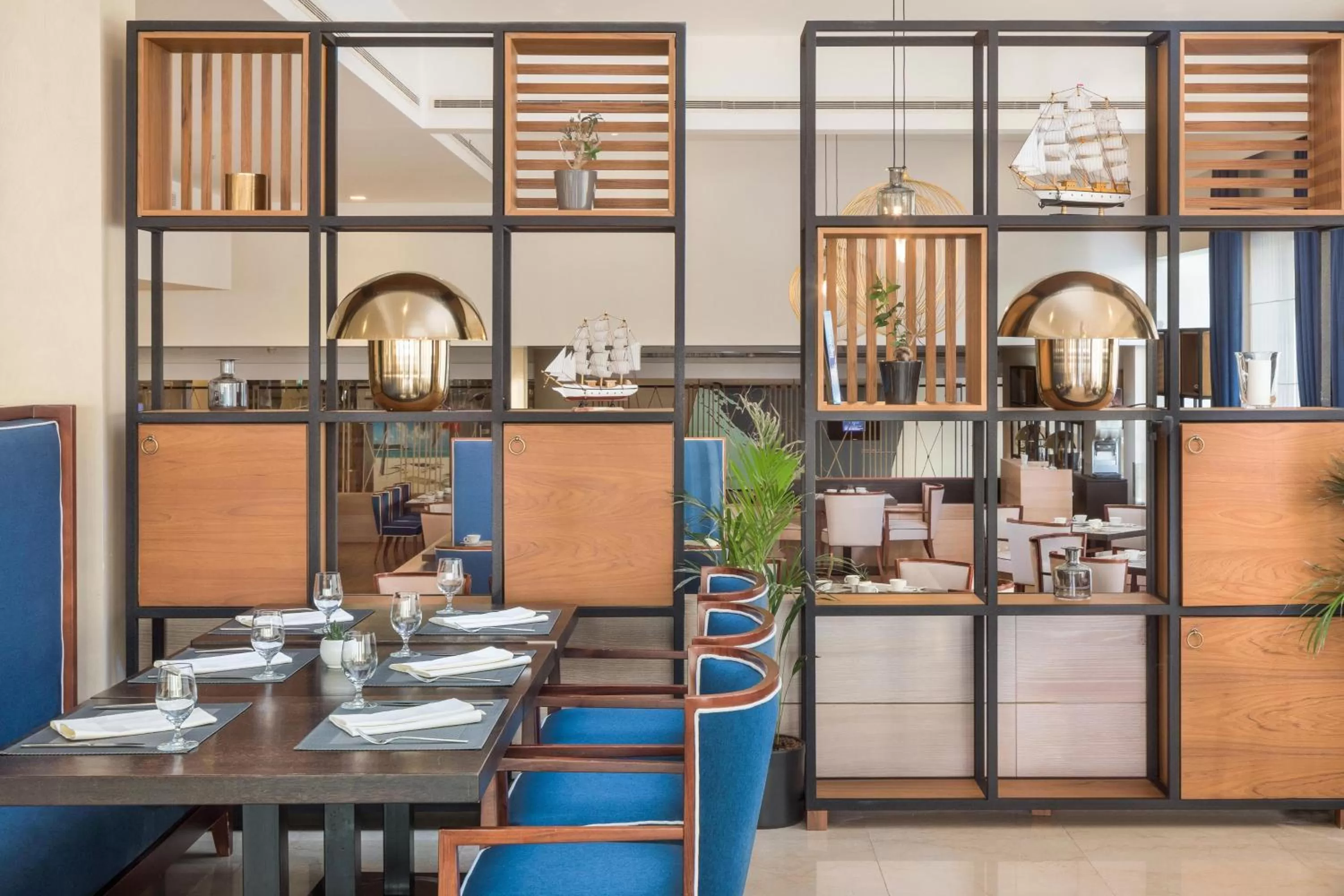 Restaurant/places to eat in Le Meridien Lav Split