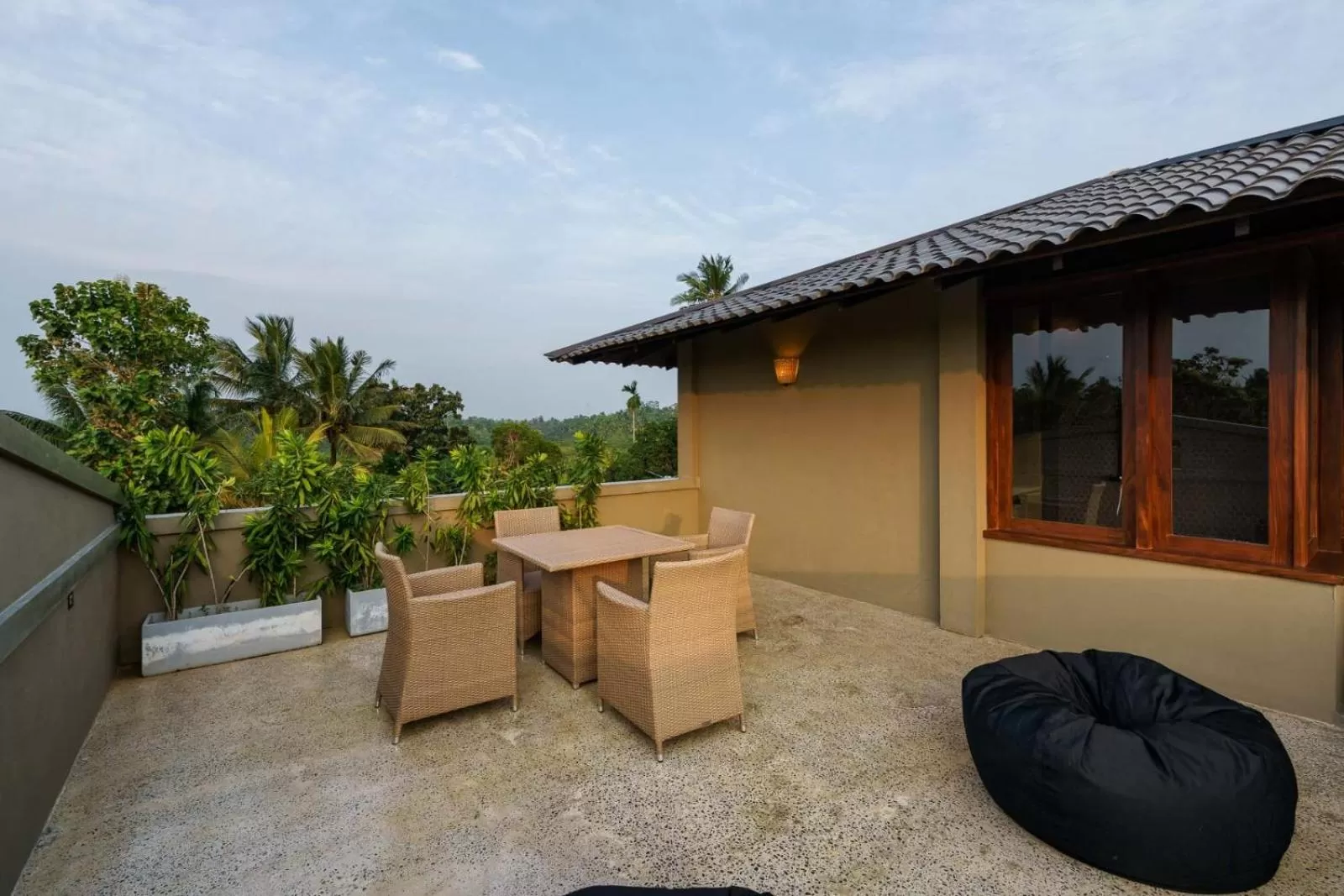 Patio in Kiss Blossom