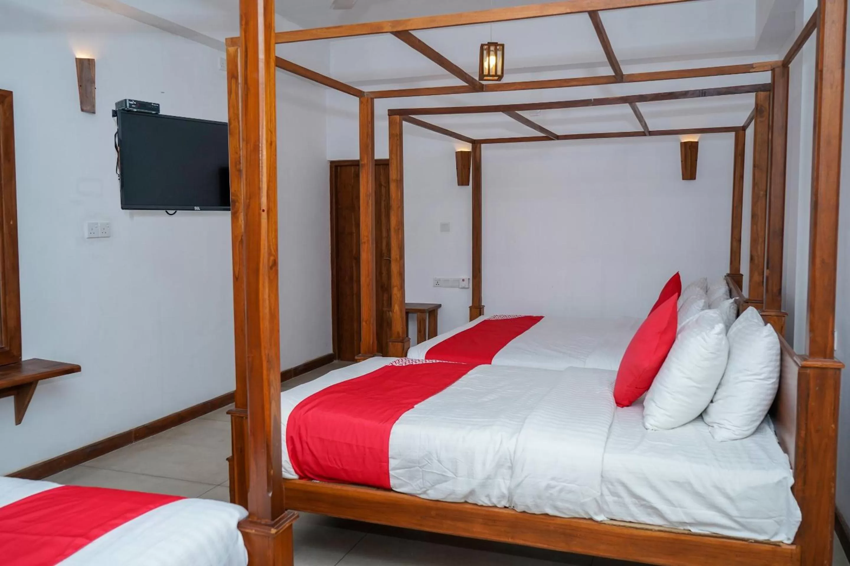 Bedroom, Bed in French Garden Kandy