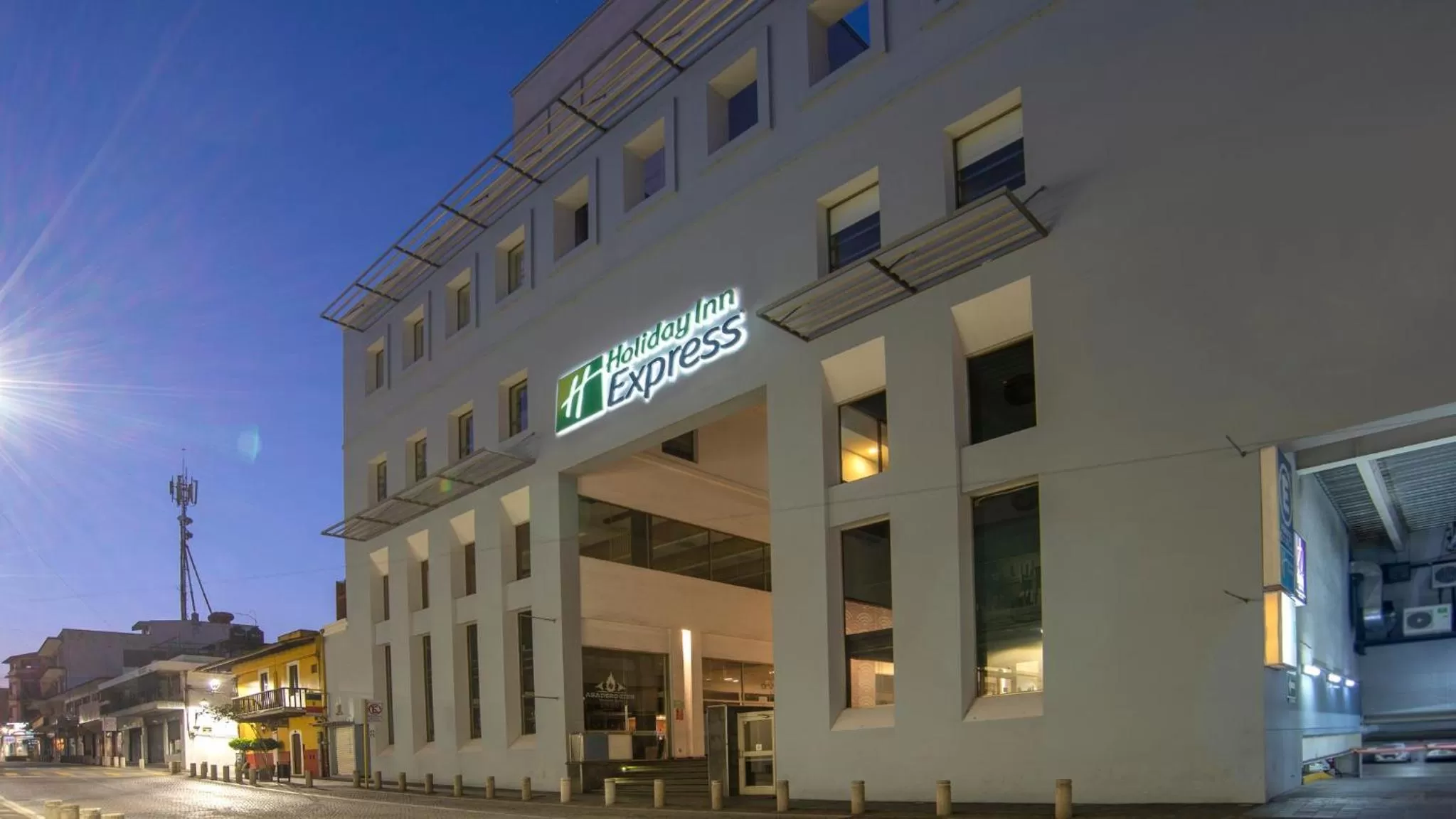 Property building in Holiday Inn Express Xalapa by IHG