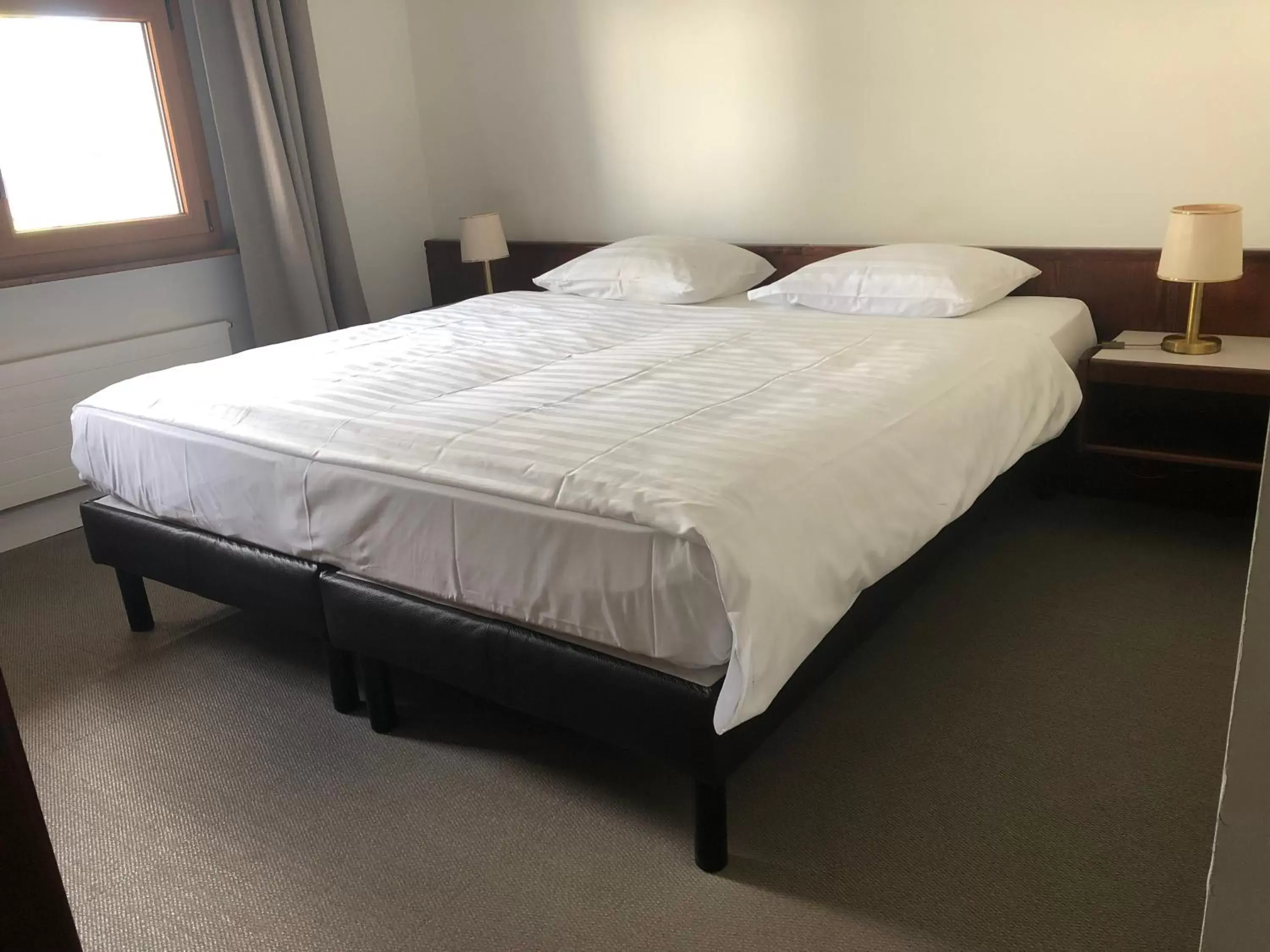 Double Room in Galion Hôtel & Restaurant - Le Restaurant est ouvert Double Room in Galion Hôtel & Restaurant - Le Restaurant est ouvert