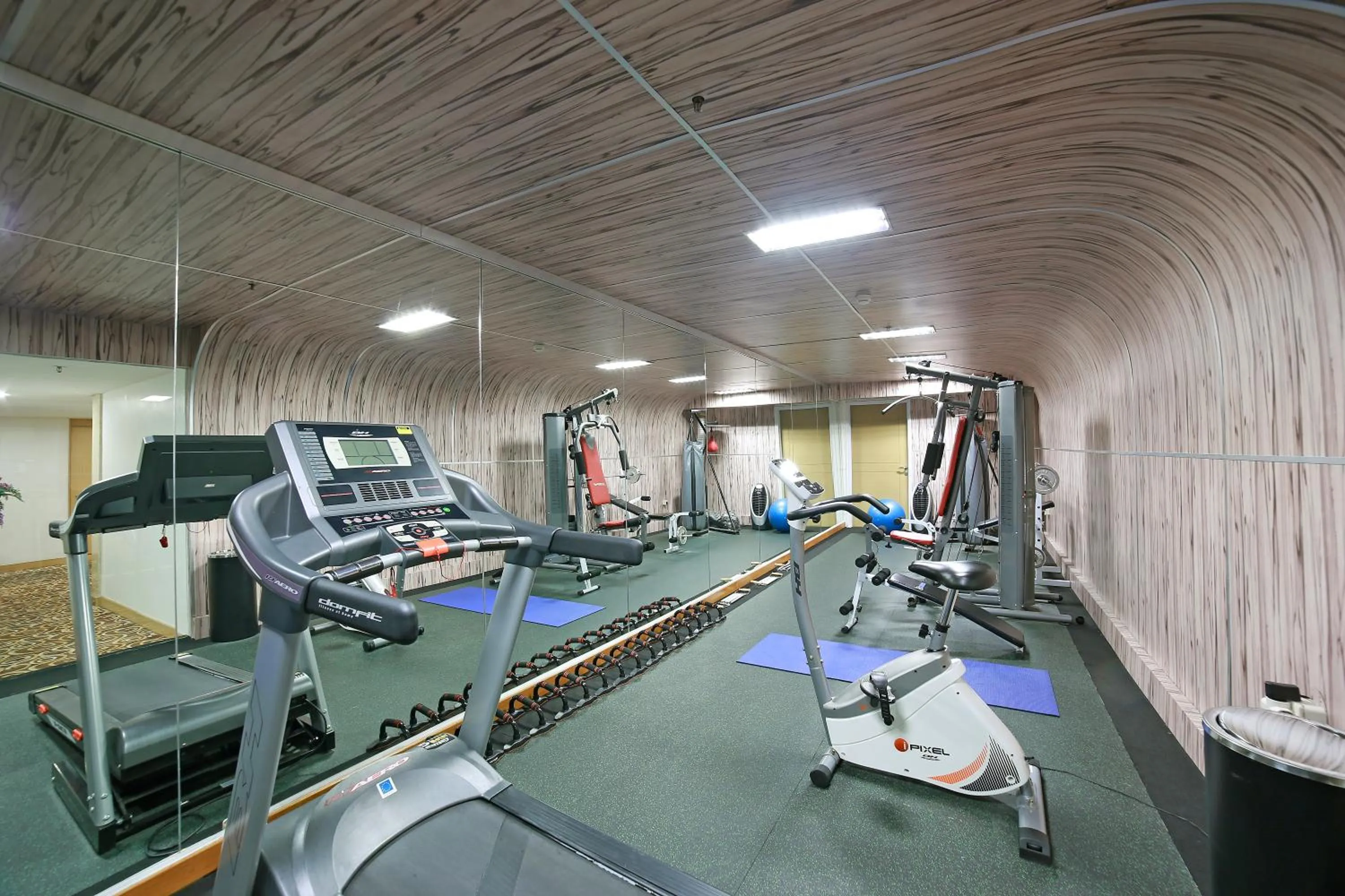 Fitness centre/facilities in All Sedayu Hotel Kelapa Gading