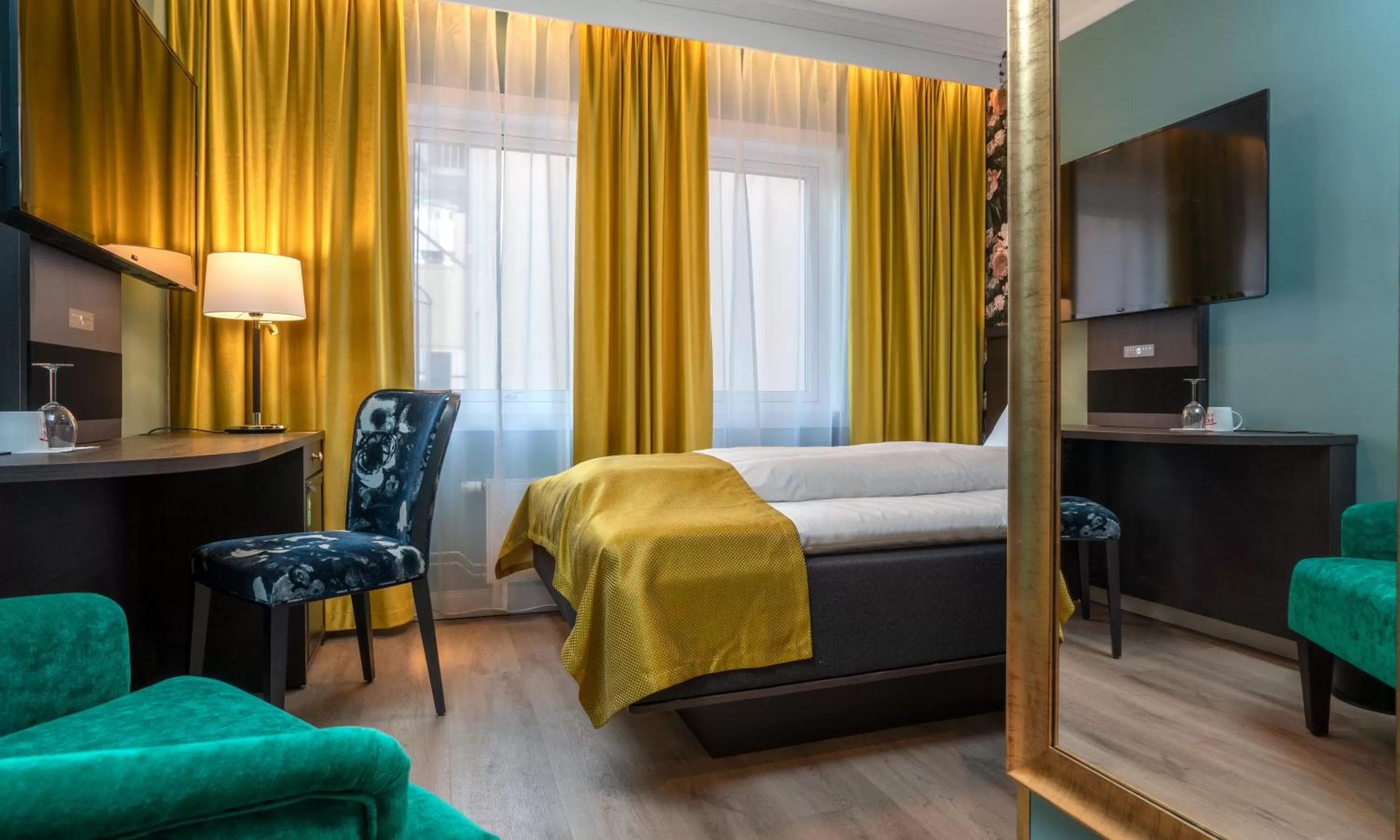 Bedroom, Bed in Thon Hotel Høyers