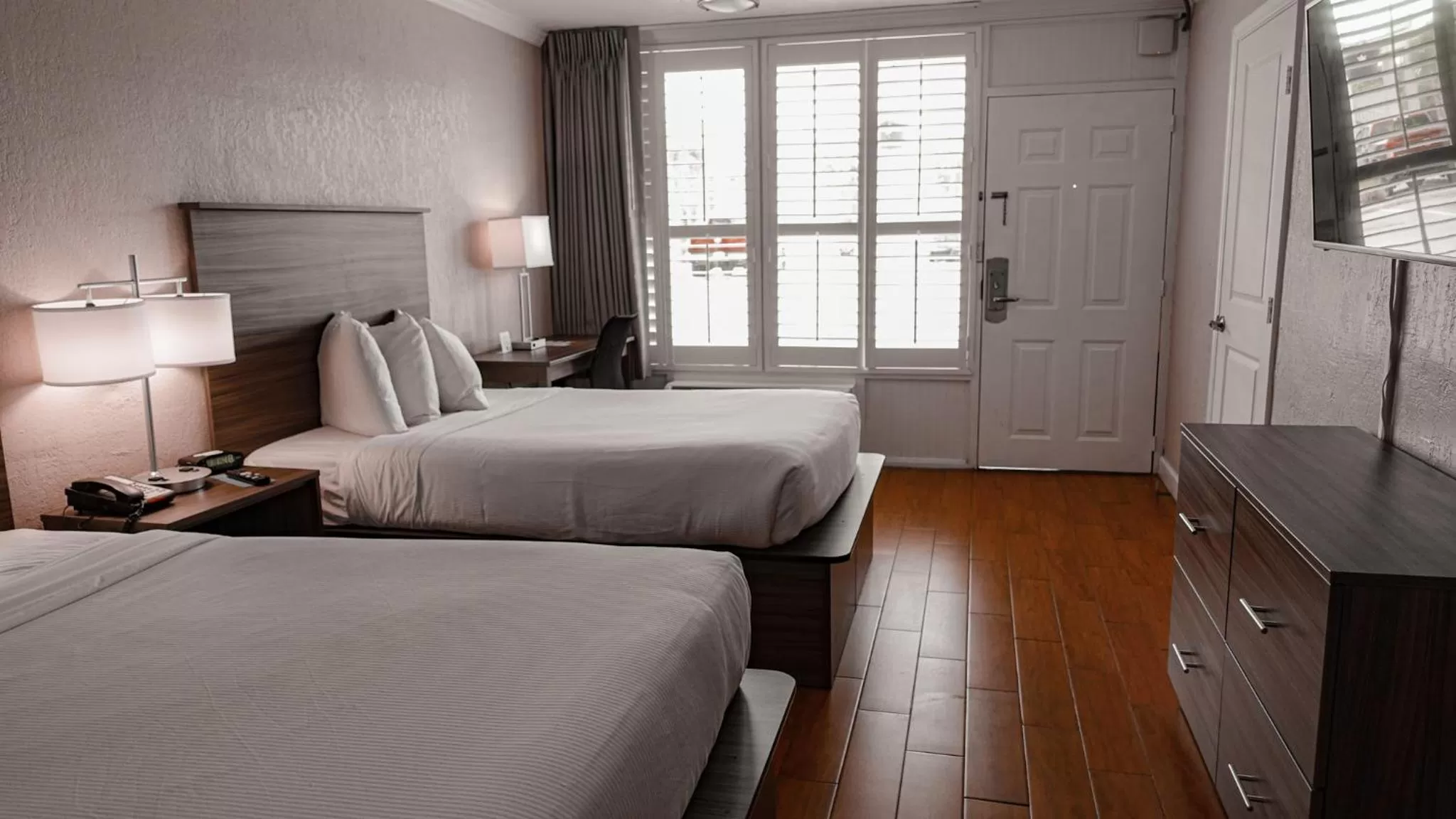 Bedroom, Bed in Melbourne All Suites Inn near I95