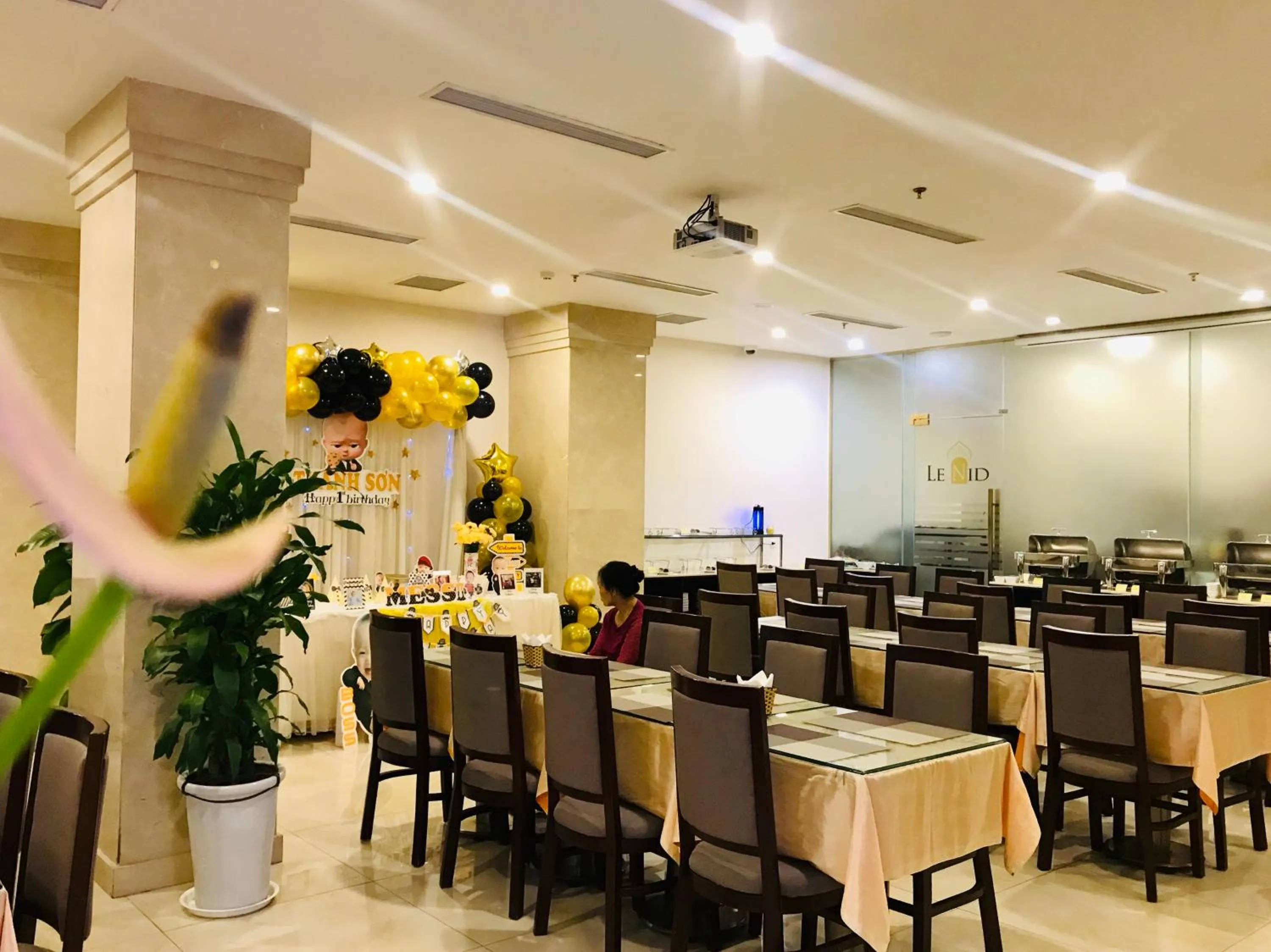 Restaurant/places to eat in Lenid Hotel Tho Nhuom