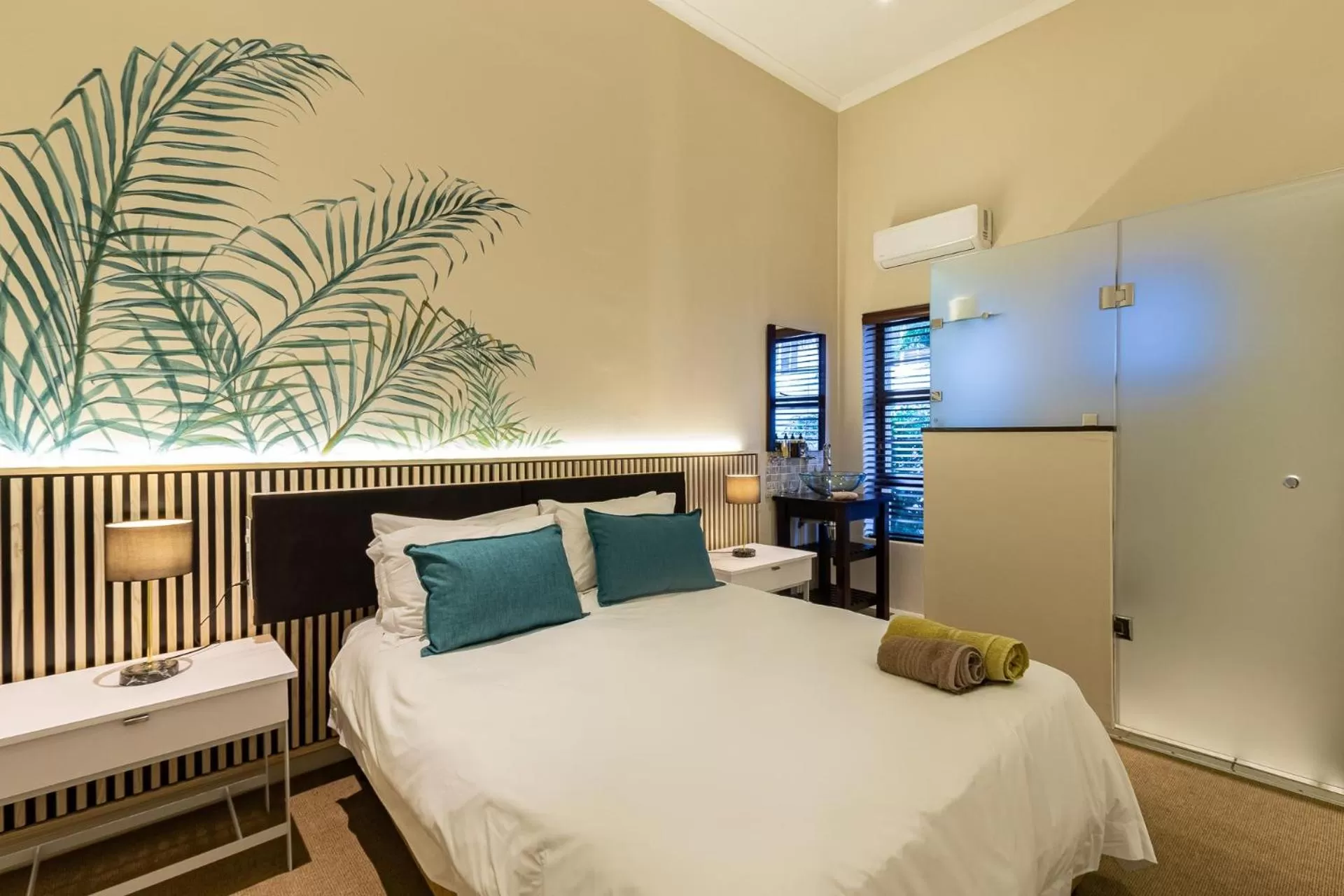 Bed in Mountview Guest House