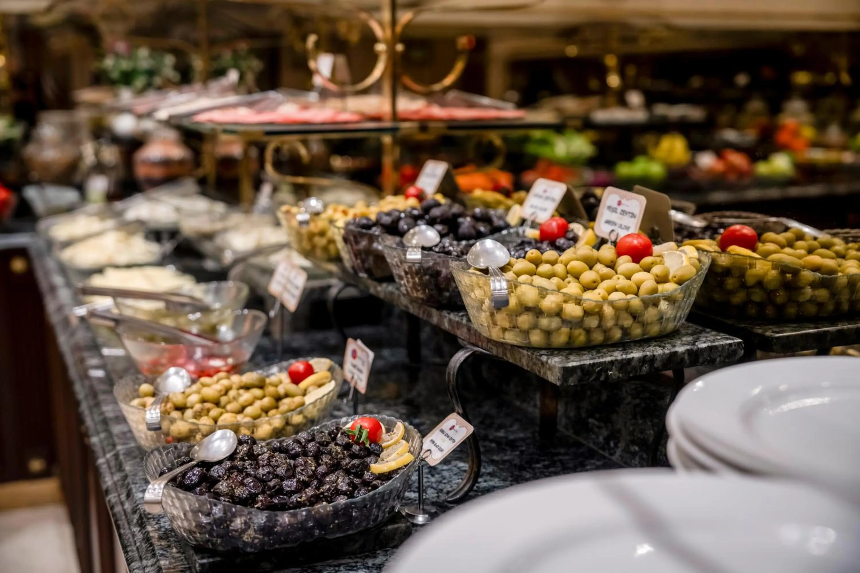 Food and drinks in The Central Palace Taksim