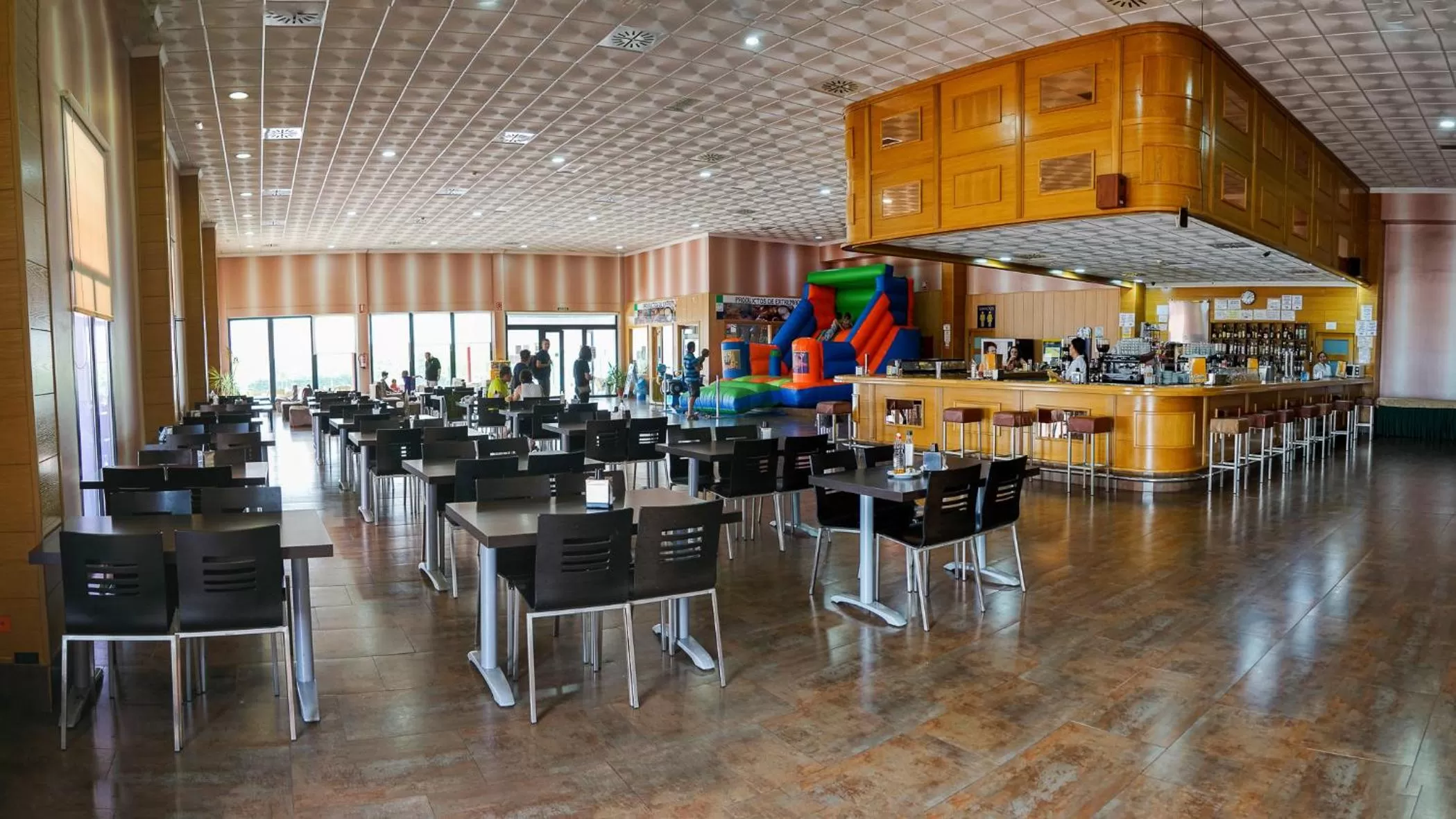 Lounge or bar in Hotel Romero Merida