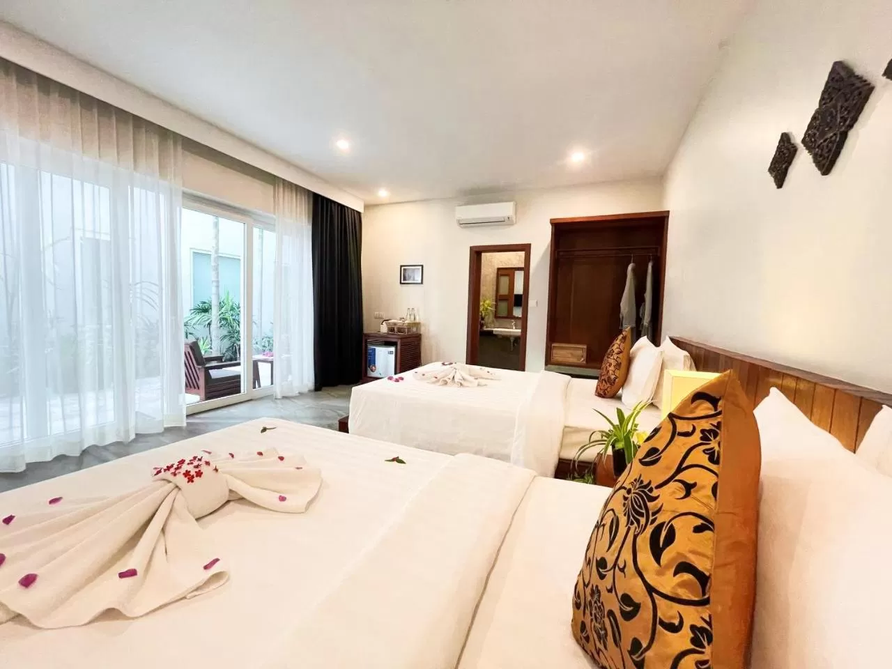 Studio Twin - Free Pick Up  in Indra Angkor Residence